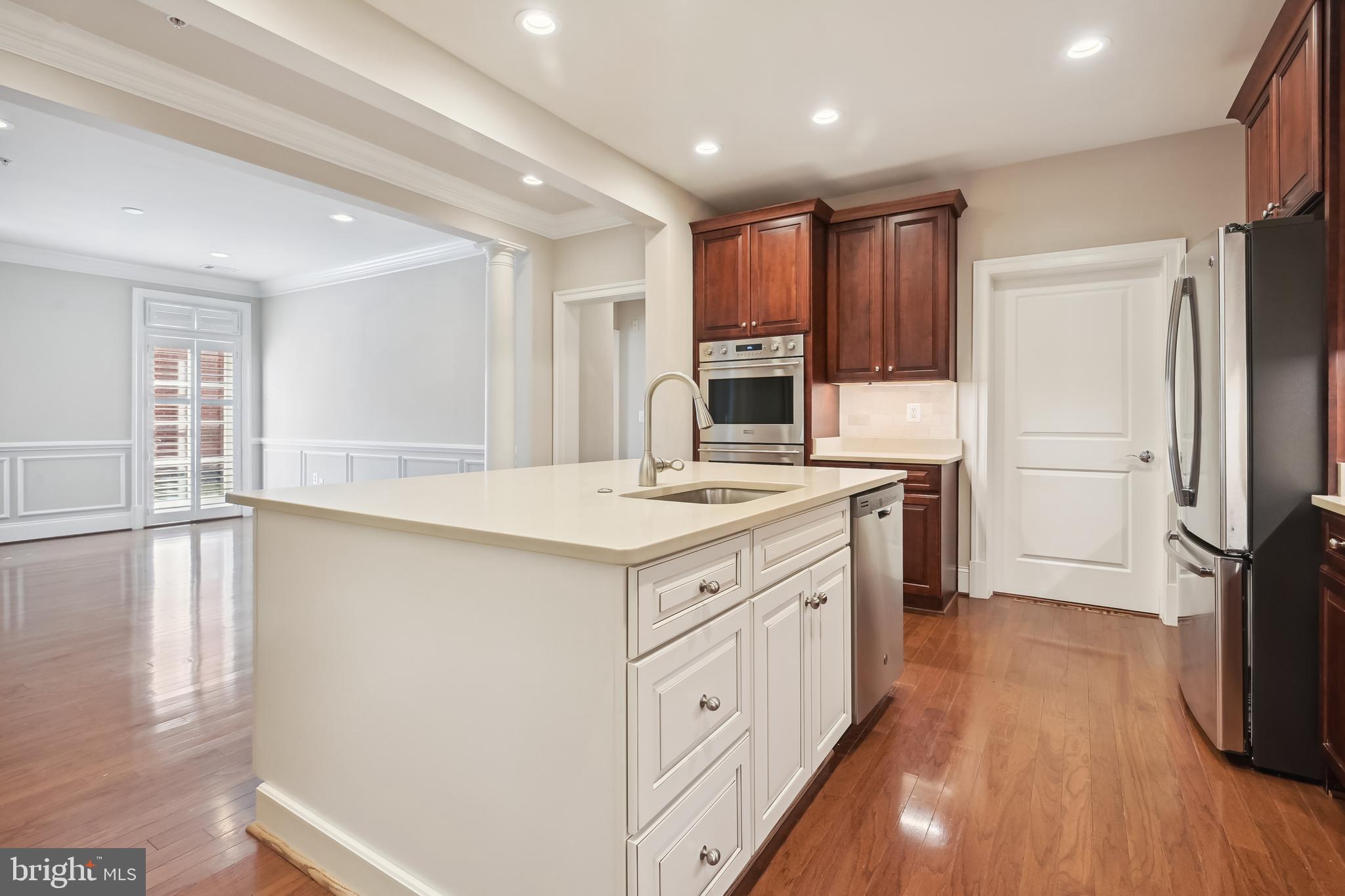 LIBERTY ROW - Residential