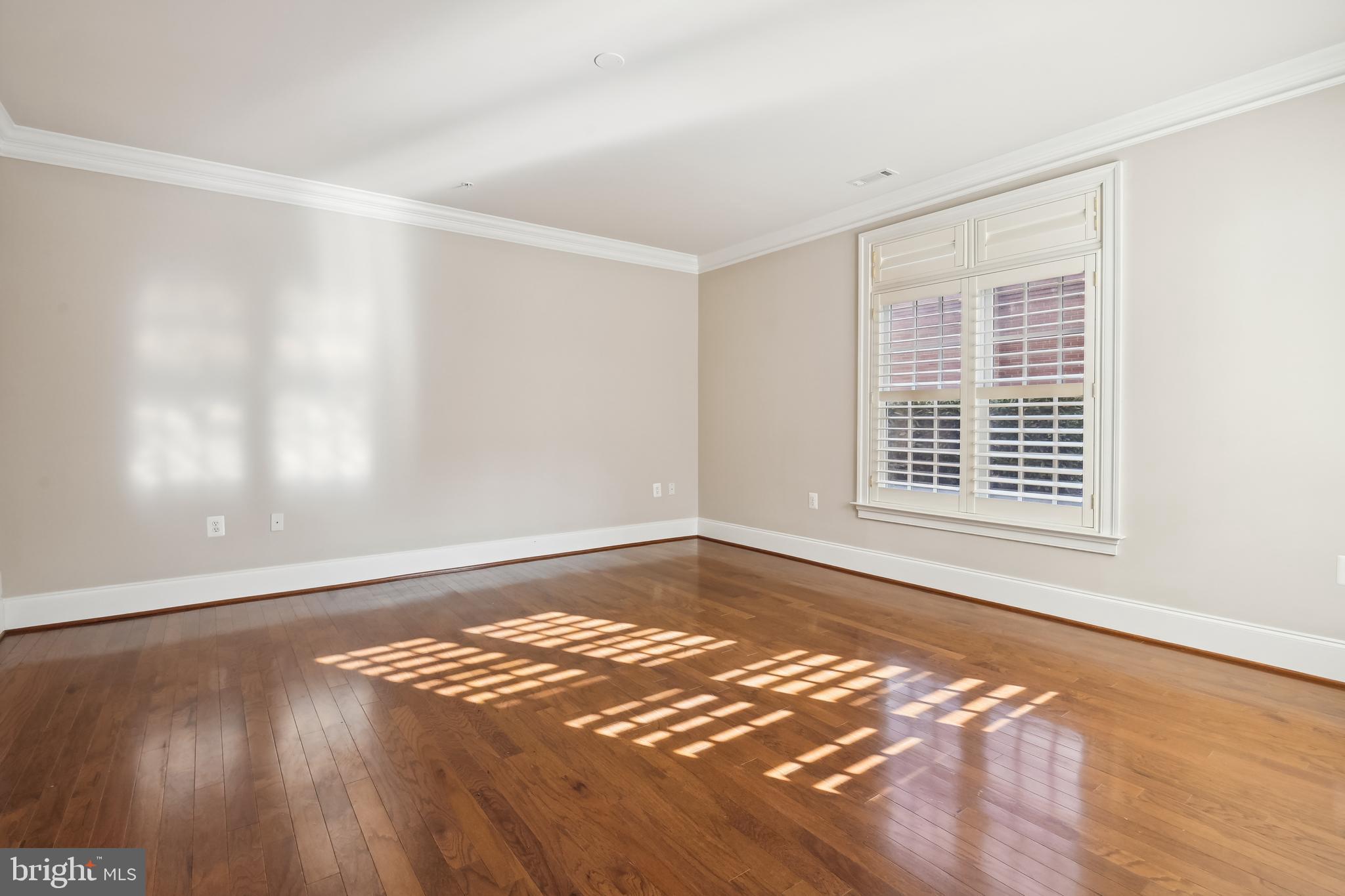 LIBERTY ROW - Residential