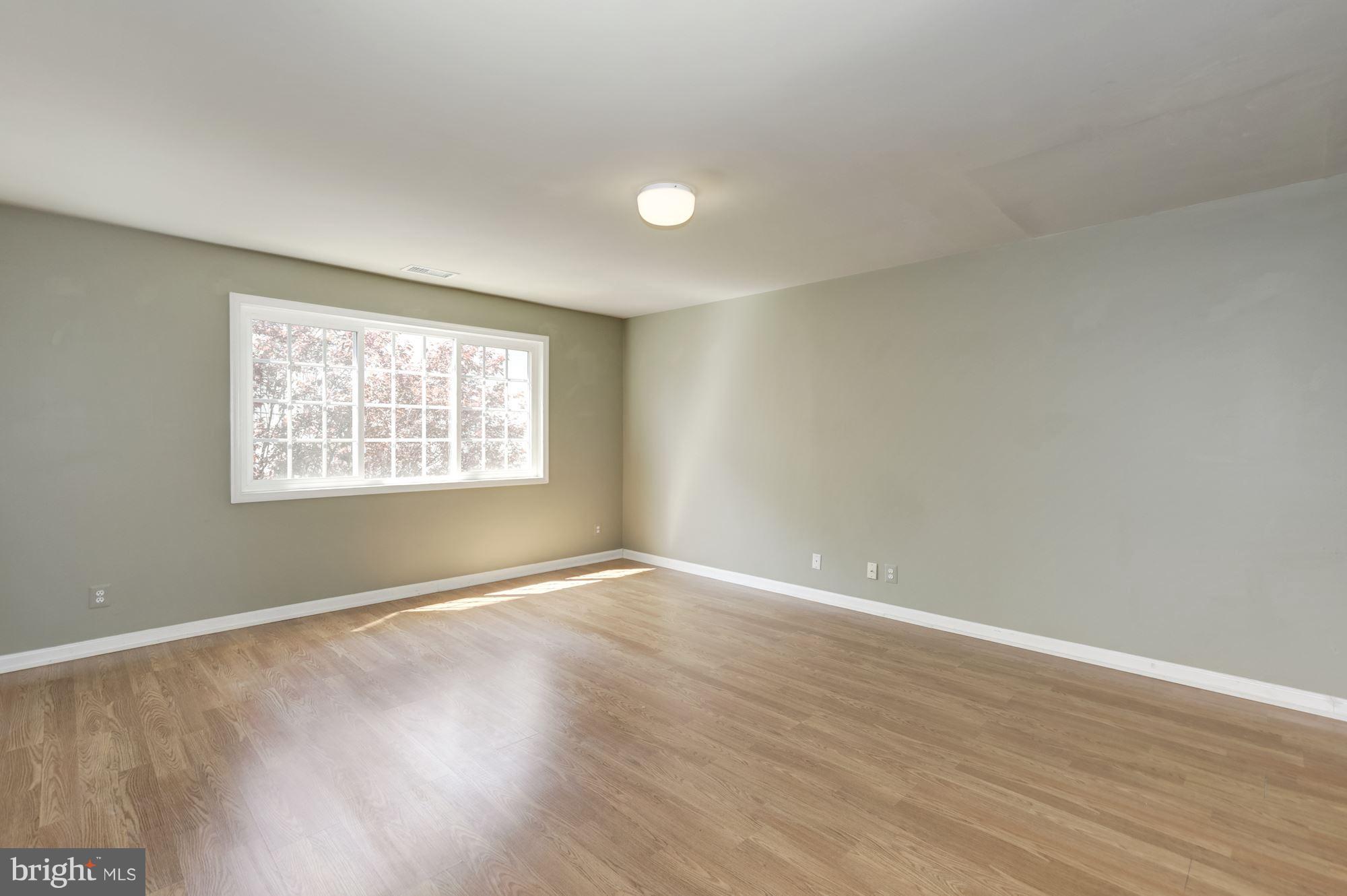 PARKSIDE AT ALEXANDRIA - Residential