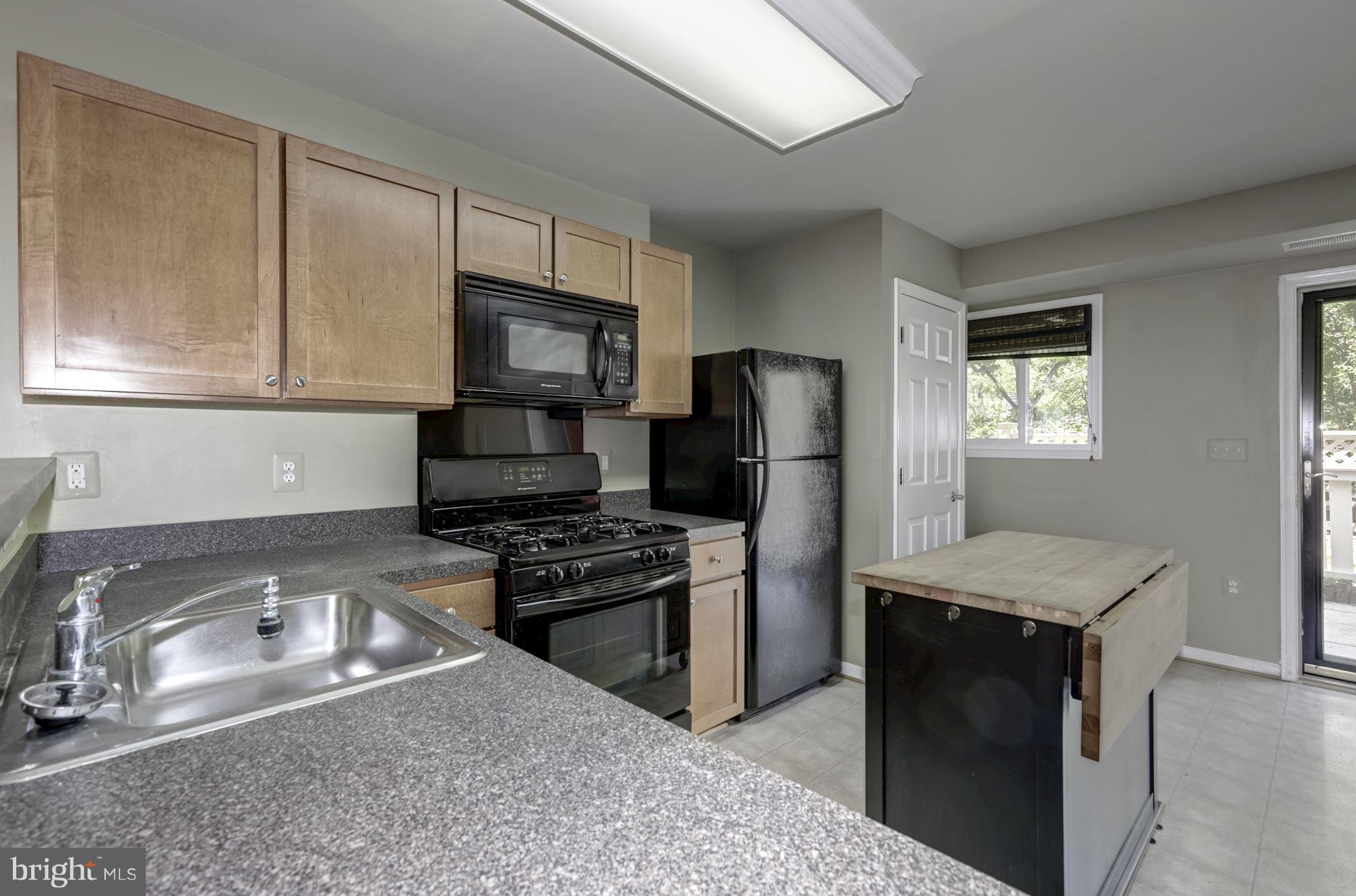 PARKSIDE AT ALEXANDRIA - Residential