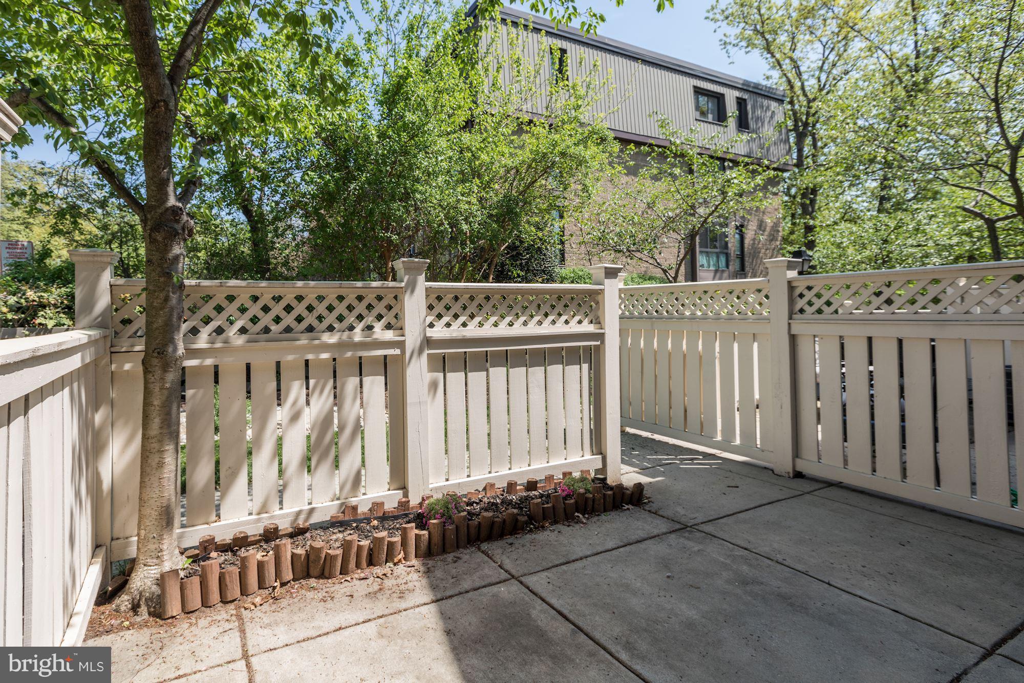 PARKSIDE AT ALEXANDRIA - Residential