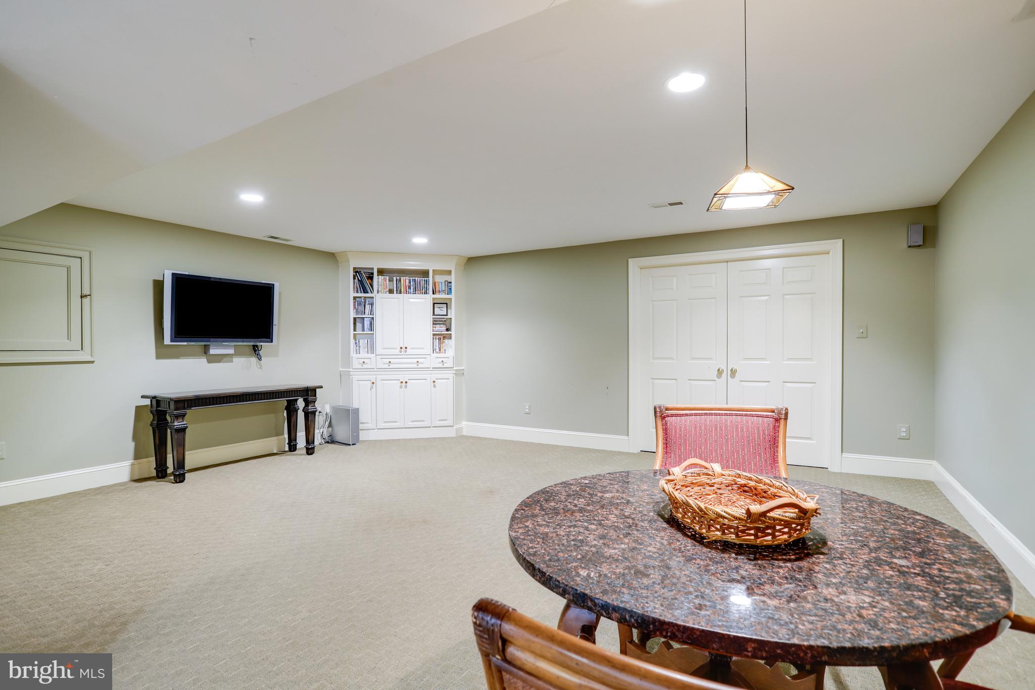 SPRINGFIELD - Residential