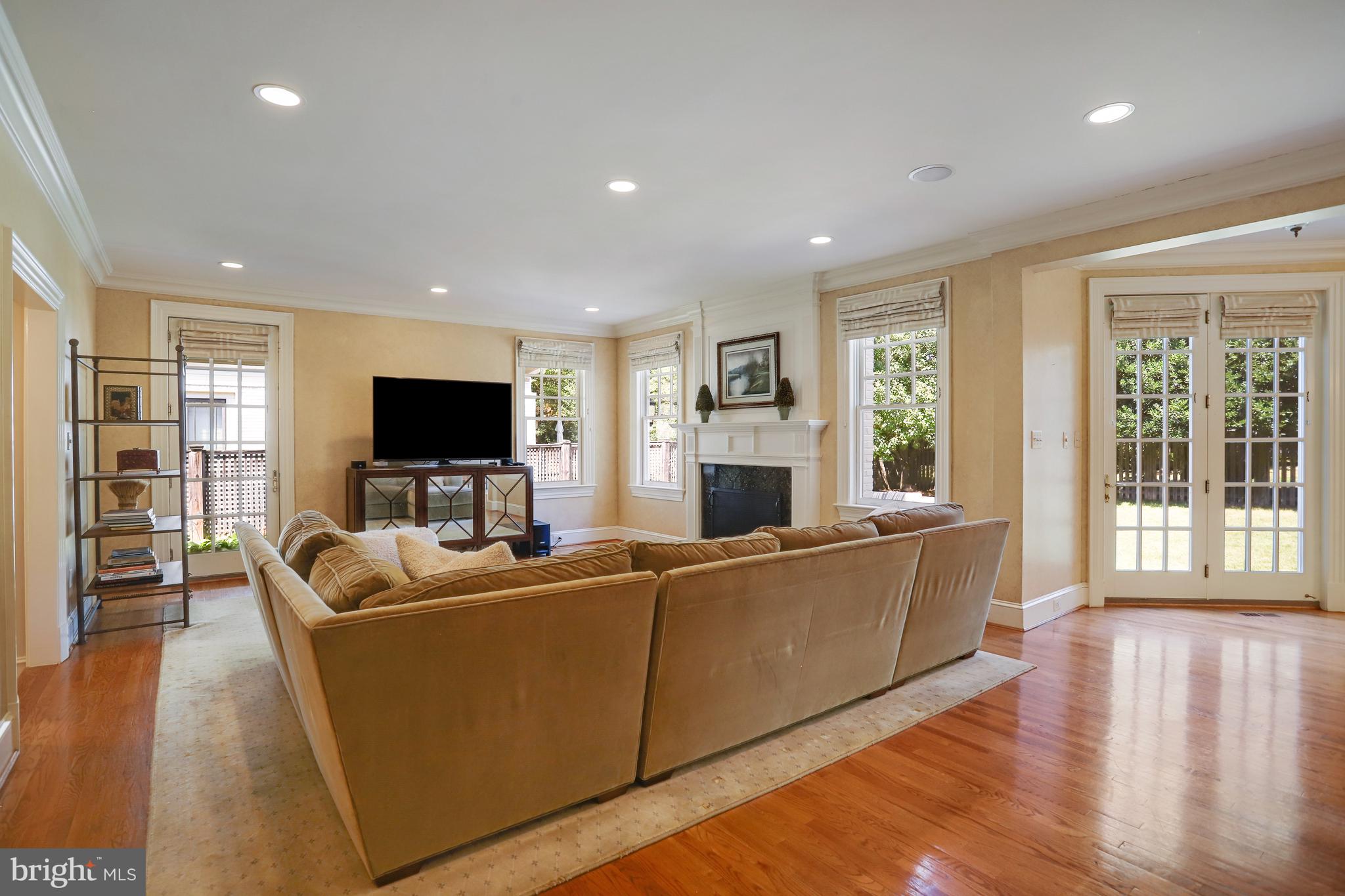 SPRINGFIELD - Residential