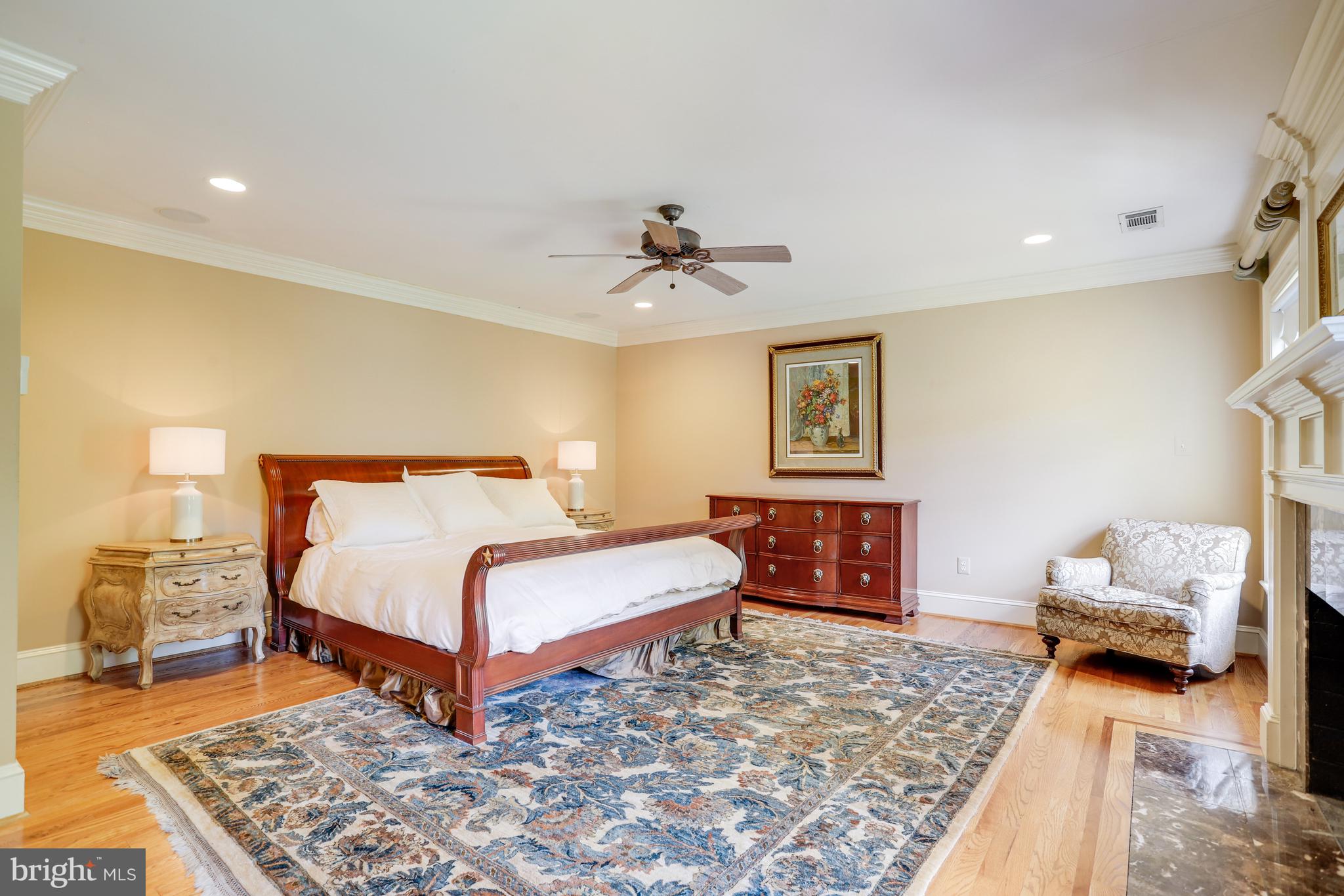 SPRINGFIELD - Residential