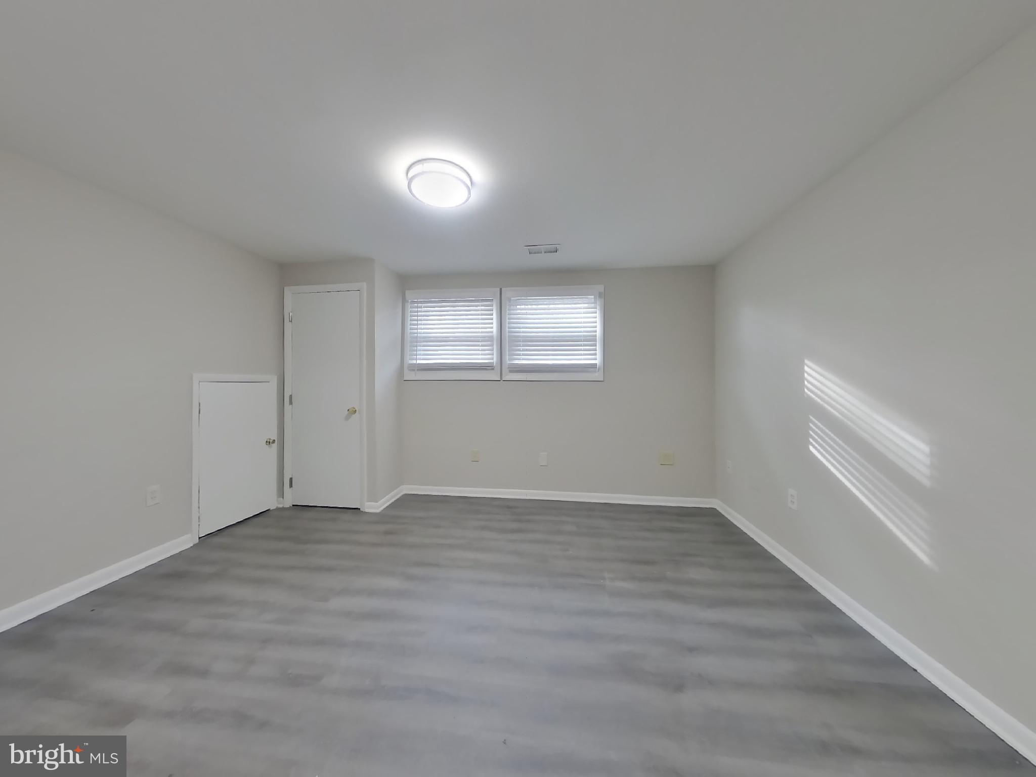 FORESTVILLE CENTER - Residential Lease