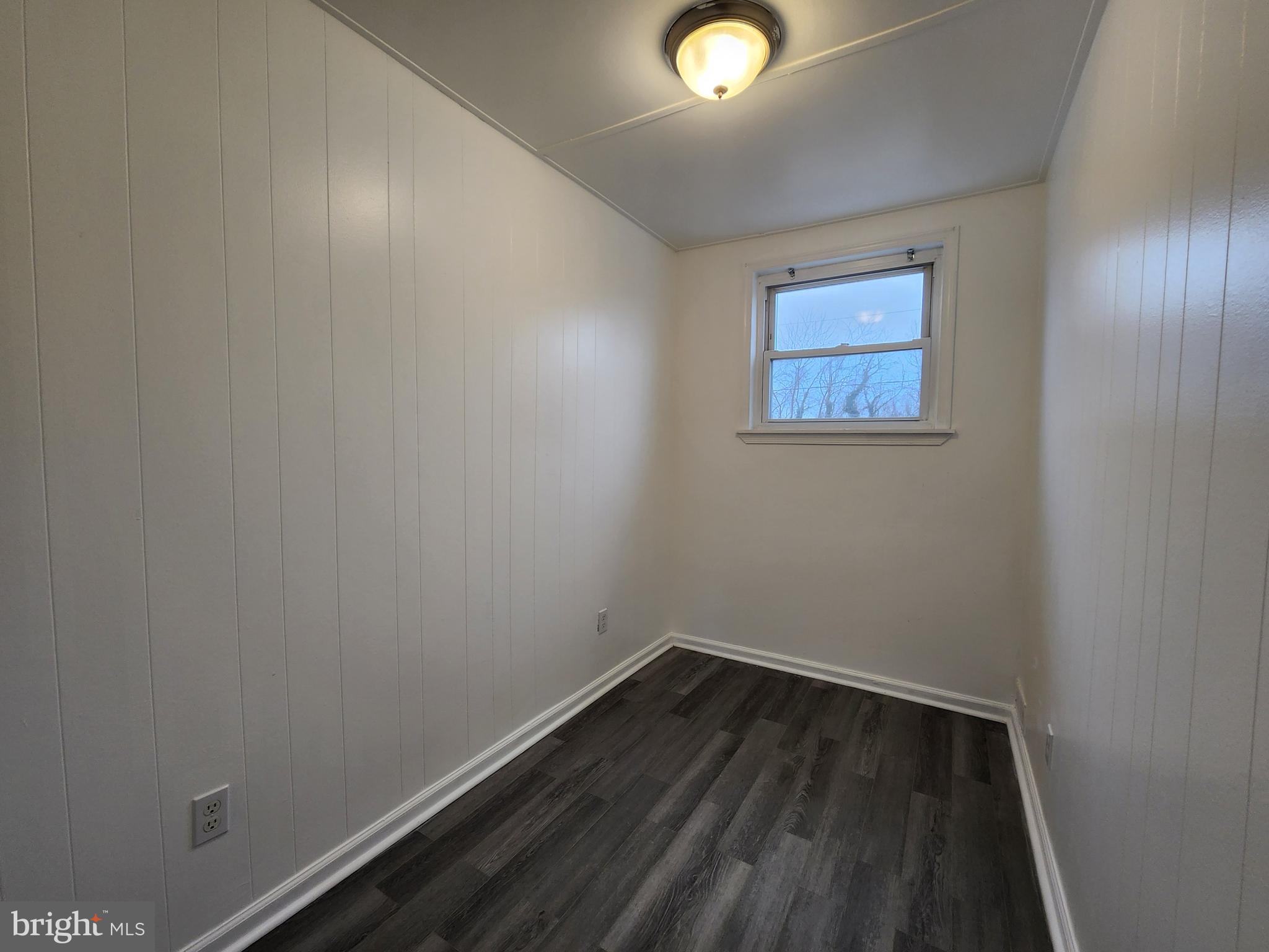 FOUR BY FOUR - Residential