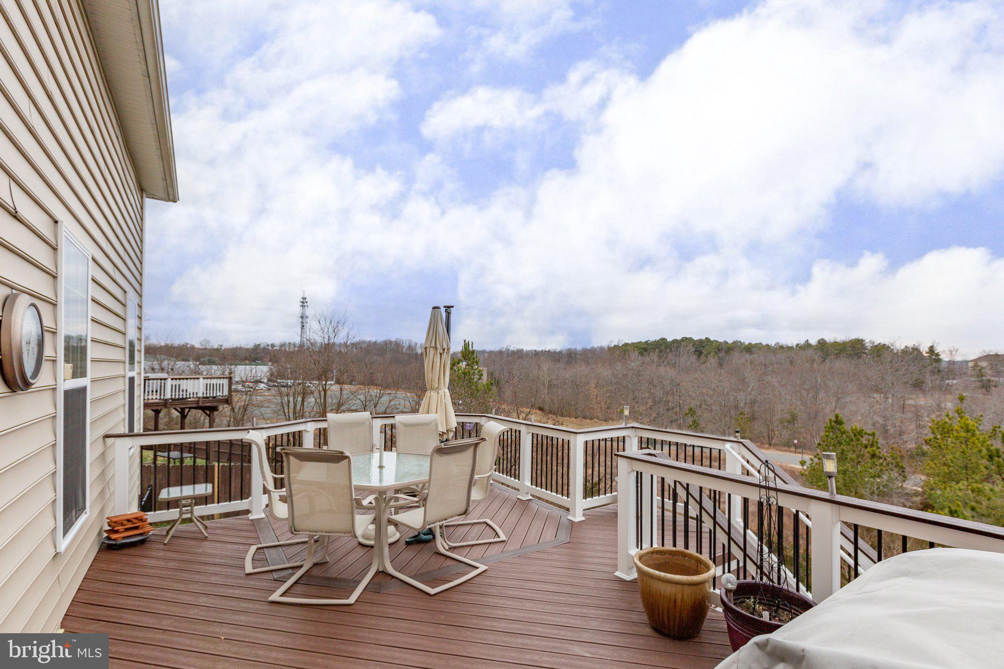 HILLS OF AQUIA - Residential