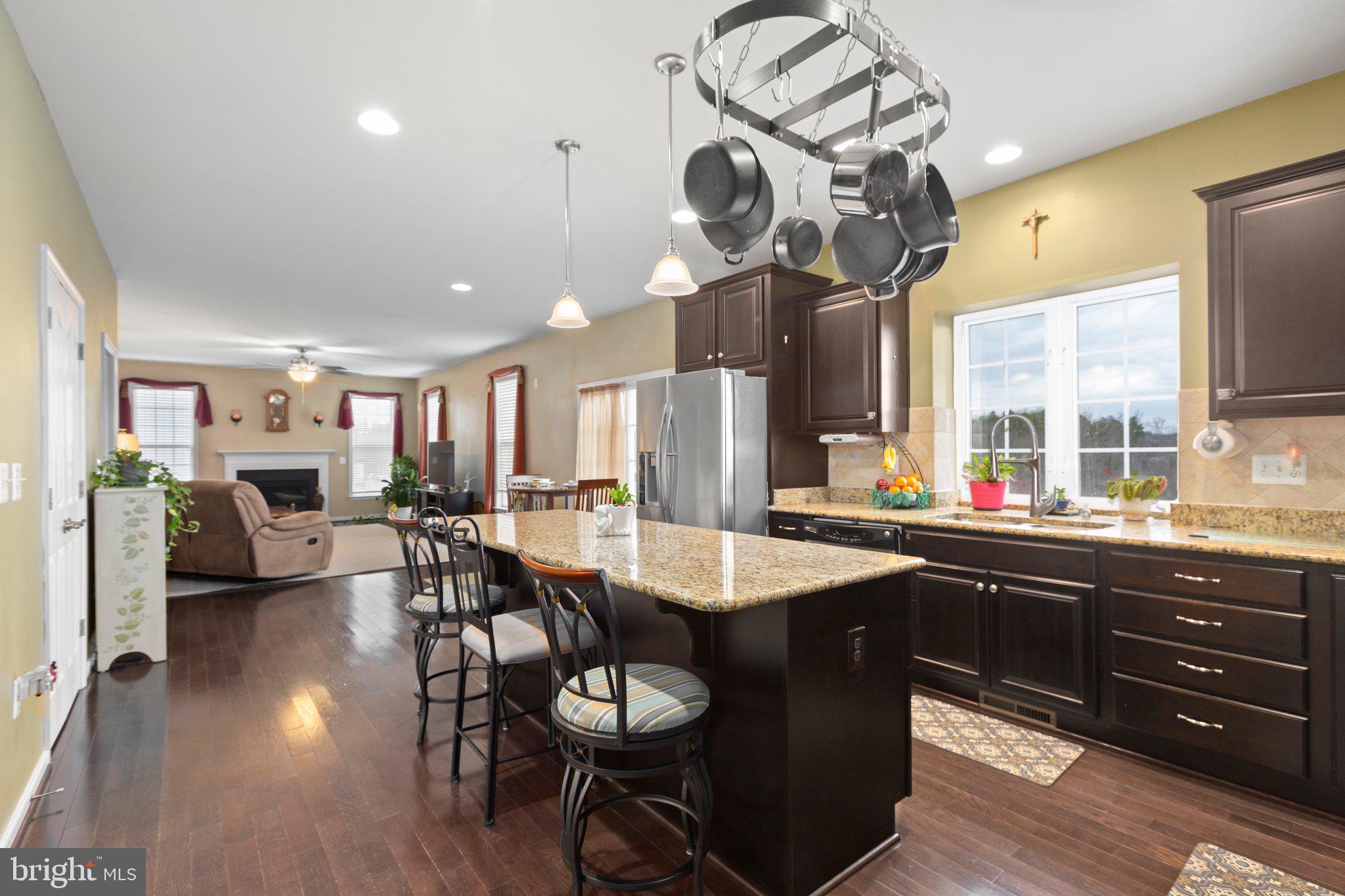 HILLS OF AQUIA - Residential