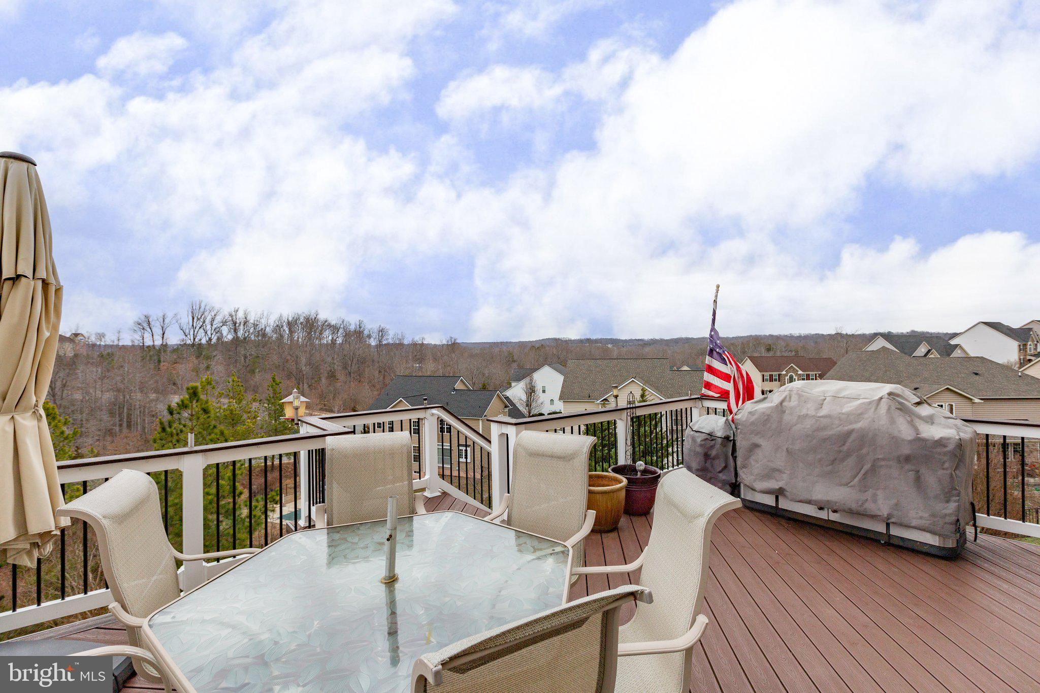 HILLS OF AQUIA - Residential