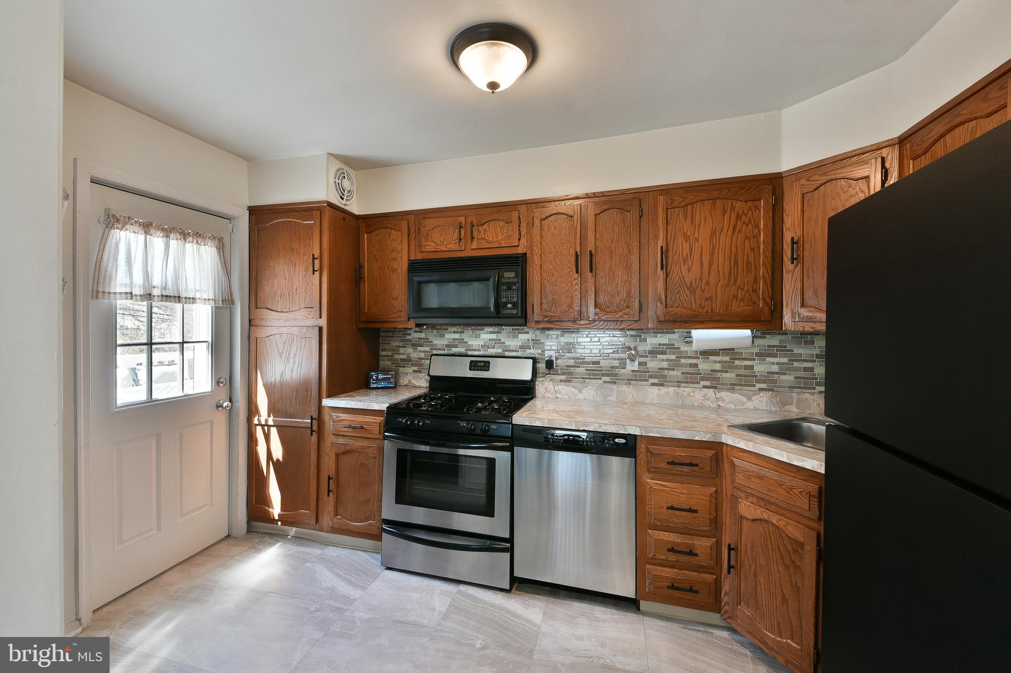 FAIROAKS - Residential