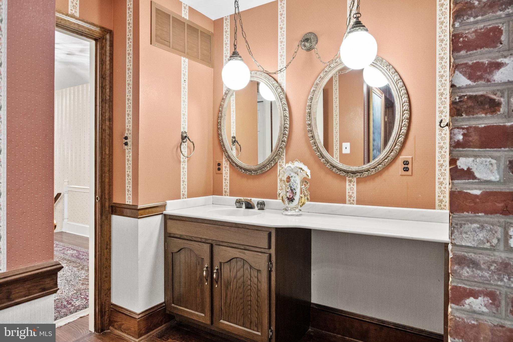 CEDAR HILL - Residential