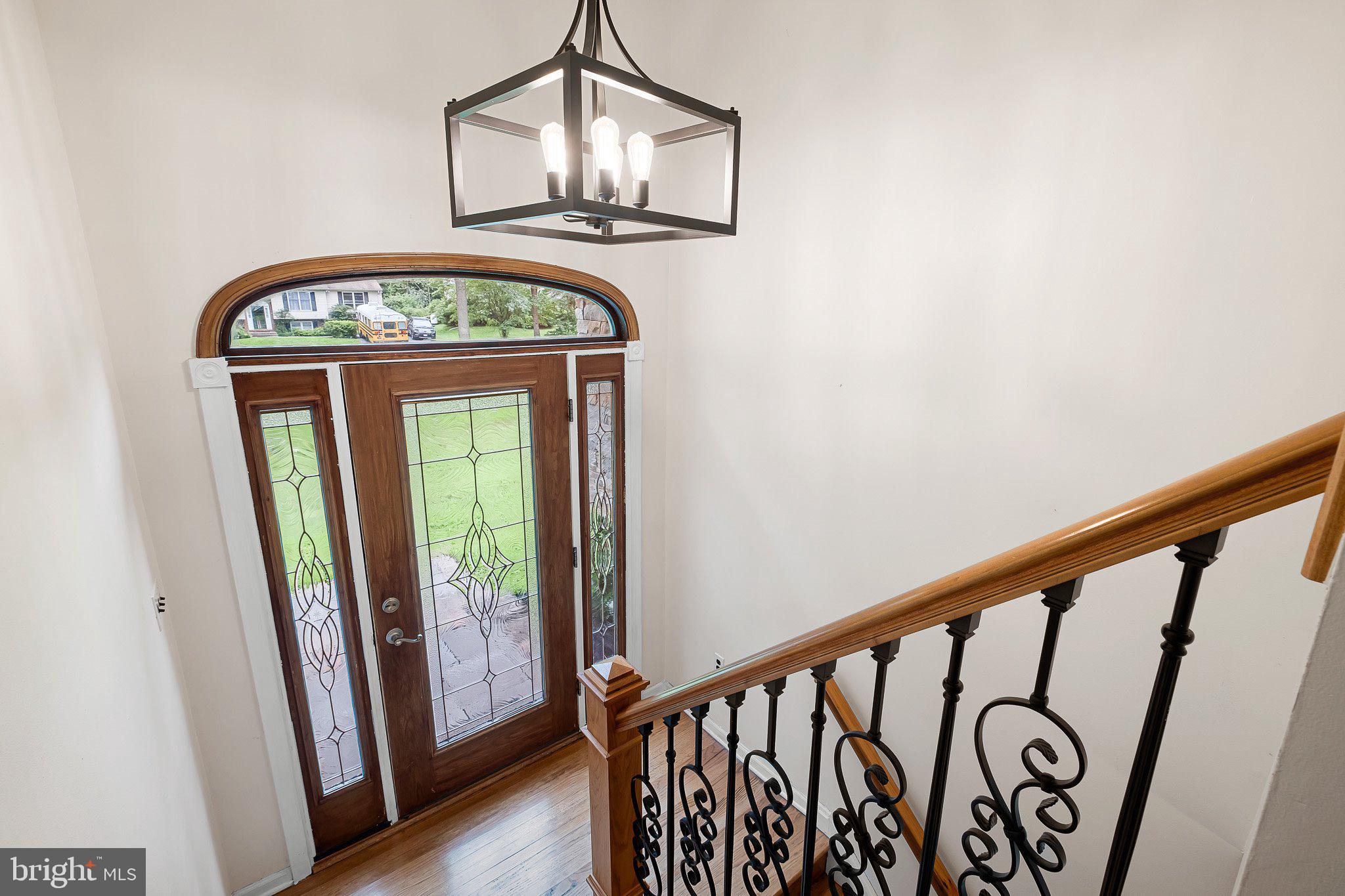 652 CLIFTON DRIVE