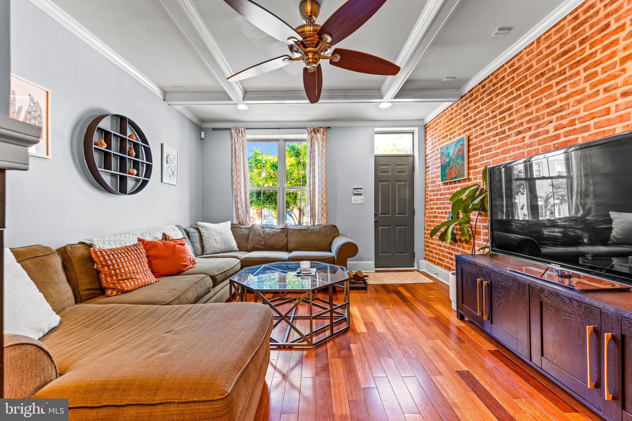 3127 FOSTER AVENUE