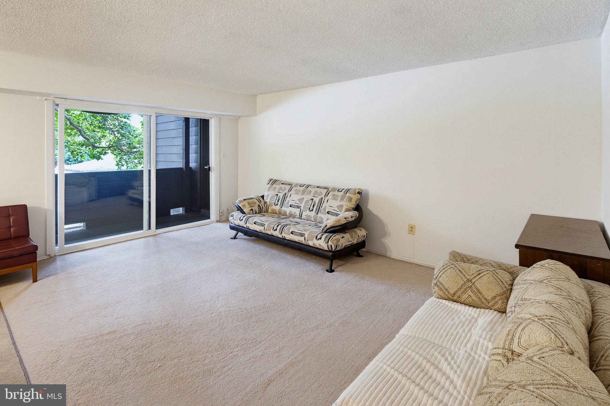 13 SUNTOP COURT 101