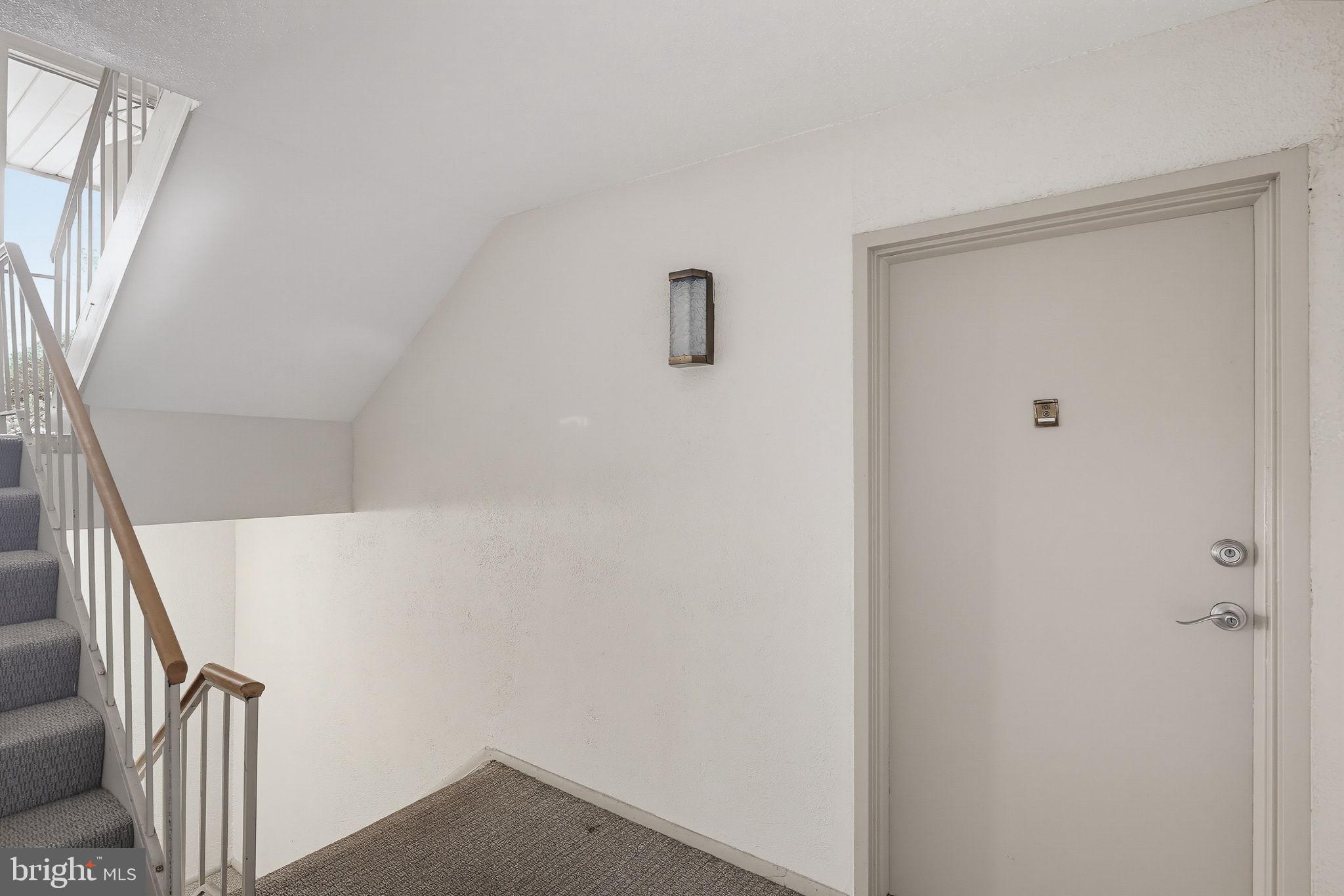 13 SUNTOP COURT 101