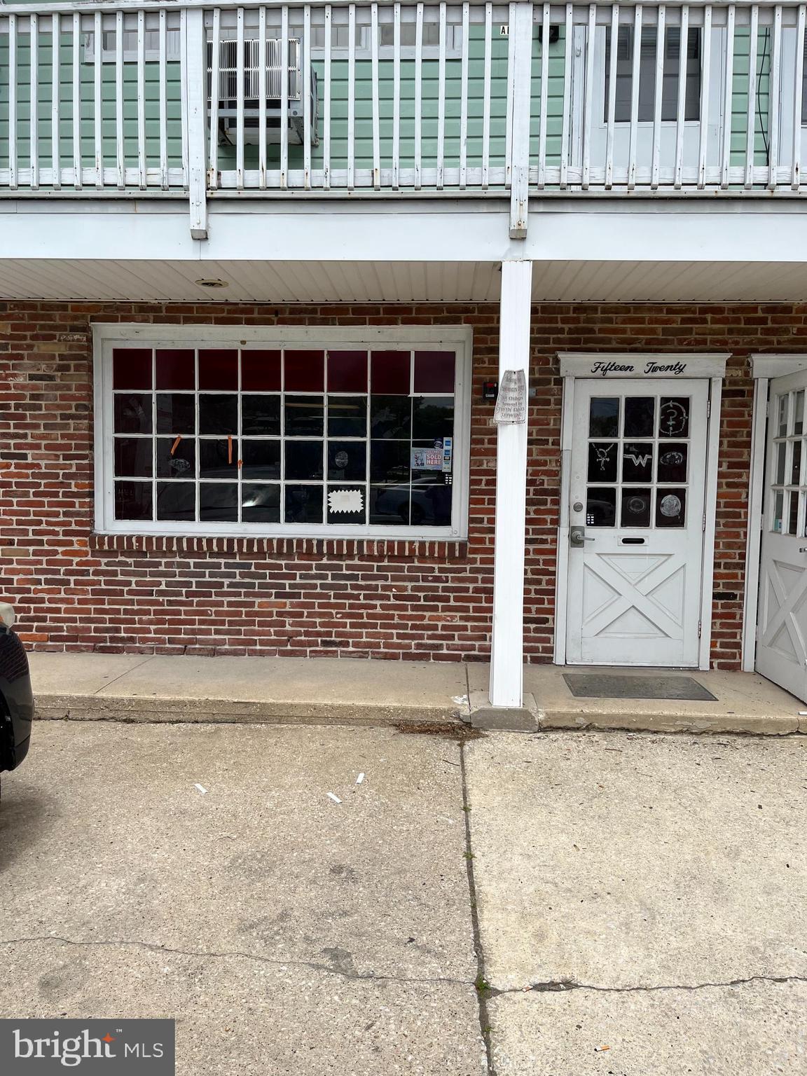 Upper Chichester Retail directly on Meetinghouse Rd steps away from a Super Wawa, plenty of parking, corner location. space for advertising available. Good visibilty.