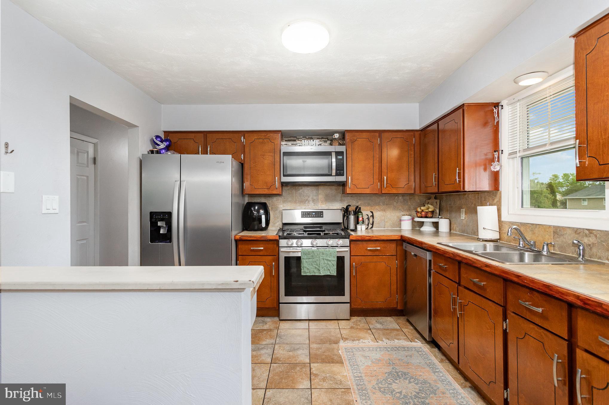 TWIN PINES - Residential