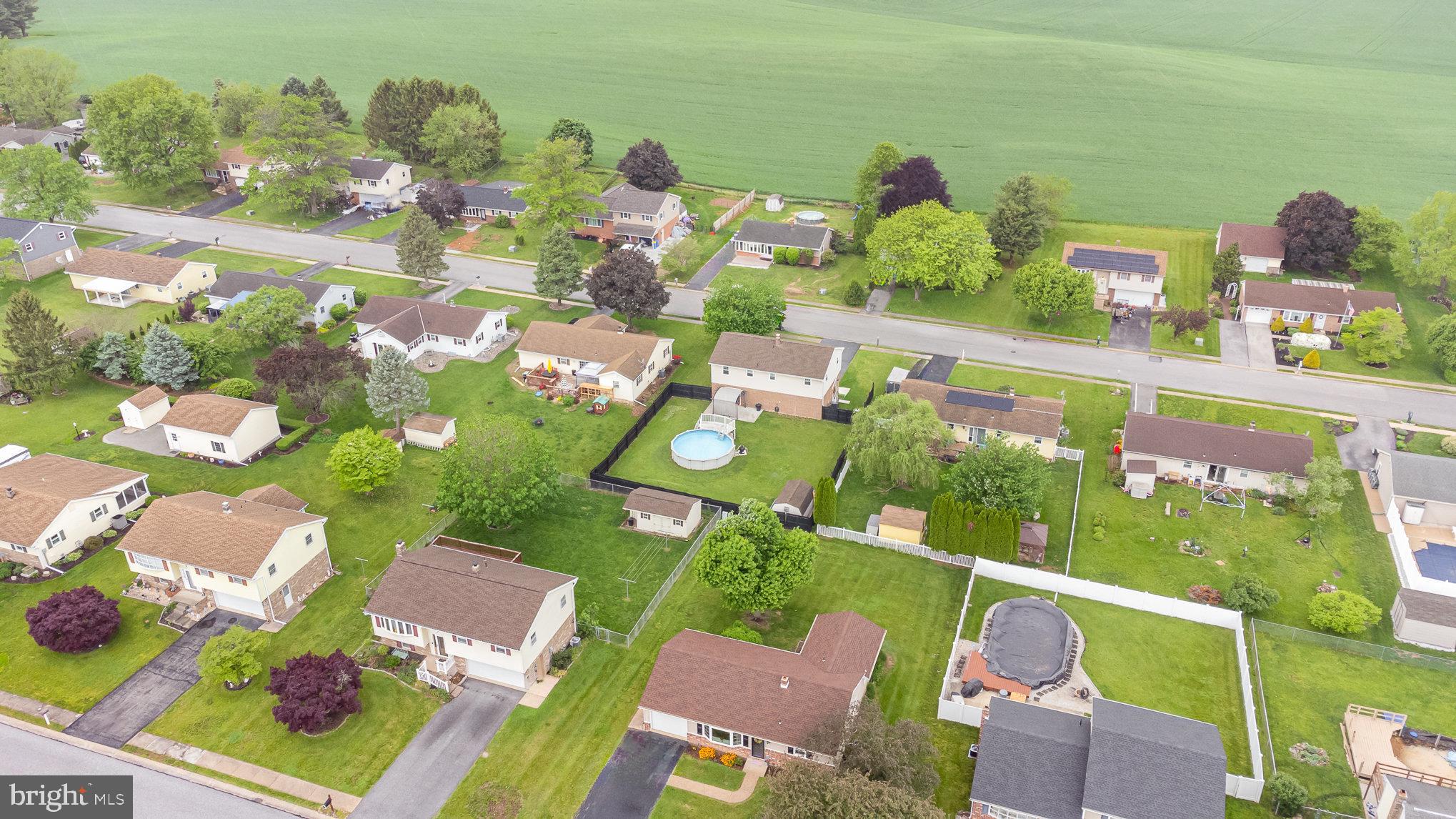 TWIN PINES - Residential