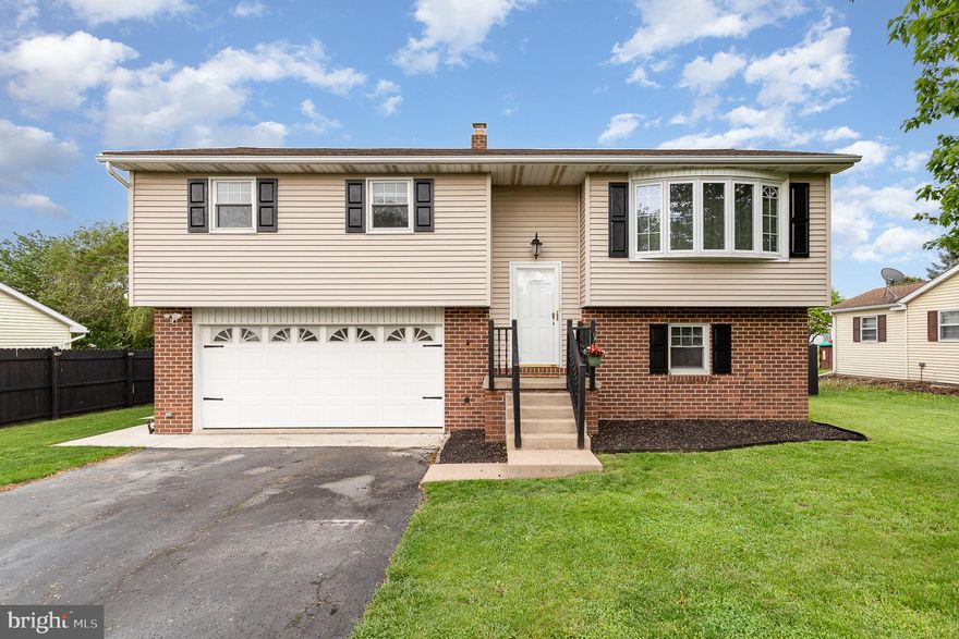 Introducing 221 Lena Dr, situated in the sought-after Twin Pines neighborhood within the Spring Grove School District. This home offers nearly 1,600 finished square feet, featuring 3 bedrooms, 1.5 bathrooms, and an attached 2-car garage. The main level includes a spacious living room and a kitchen that flows into an open-concept dining area, along with all three bedrooms and a full bathroom. The fully finished lower level provides additional living space and a convenient half bath, with direct access to the backyard.
Recent upgrades enhance the home’s appeal, including a new hot water heater and furnace installed in Spring 2022 and a brand-new central air conditioning unit added in 2023. The fenced, level backyard is perfect for outdoor enjoyment, featuring a large concrete patio, an above-ground pool with a newer liner, and a storage shed. This home is competitively priced and move-in ready!