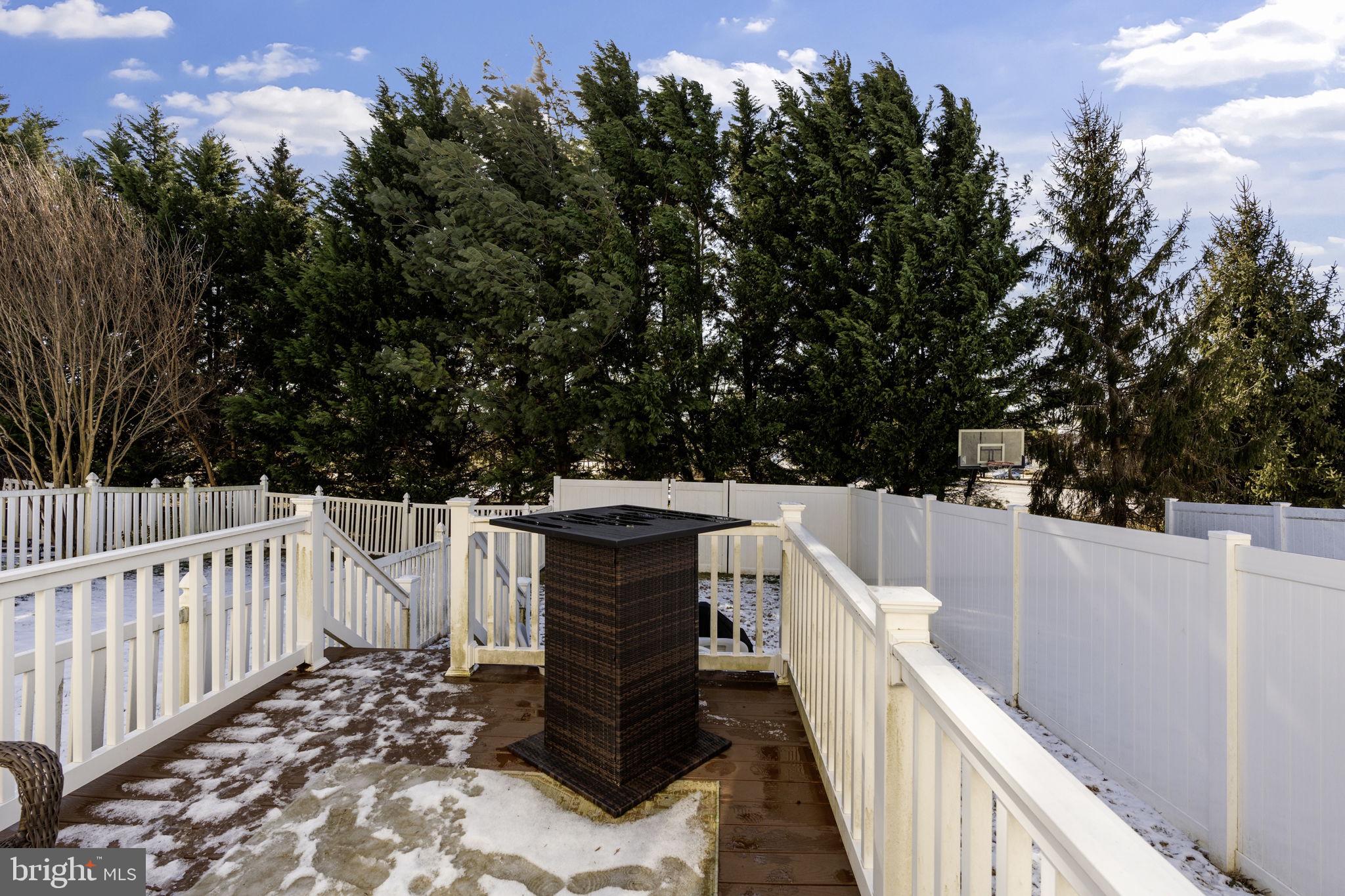 GREENBRIER HILLS - Residential