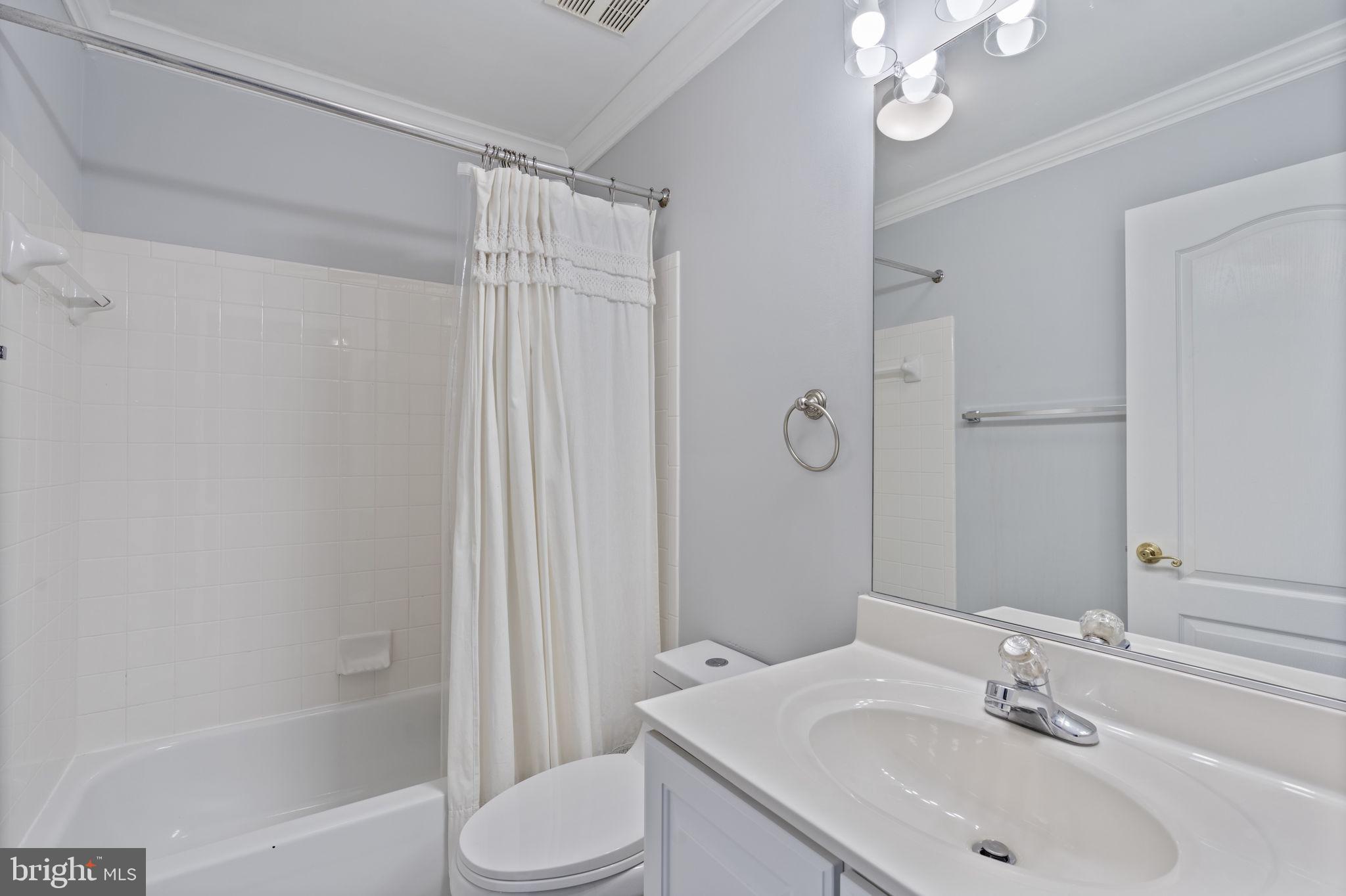 GREENBRIER HILLS - Residential