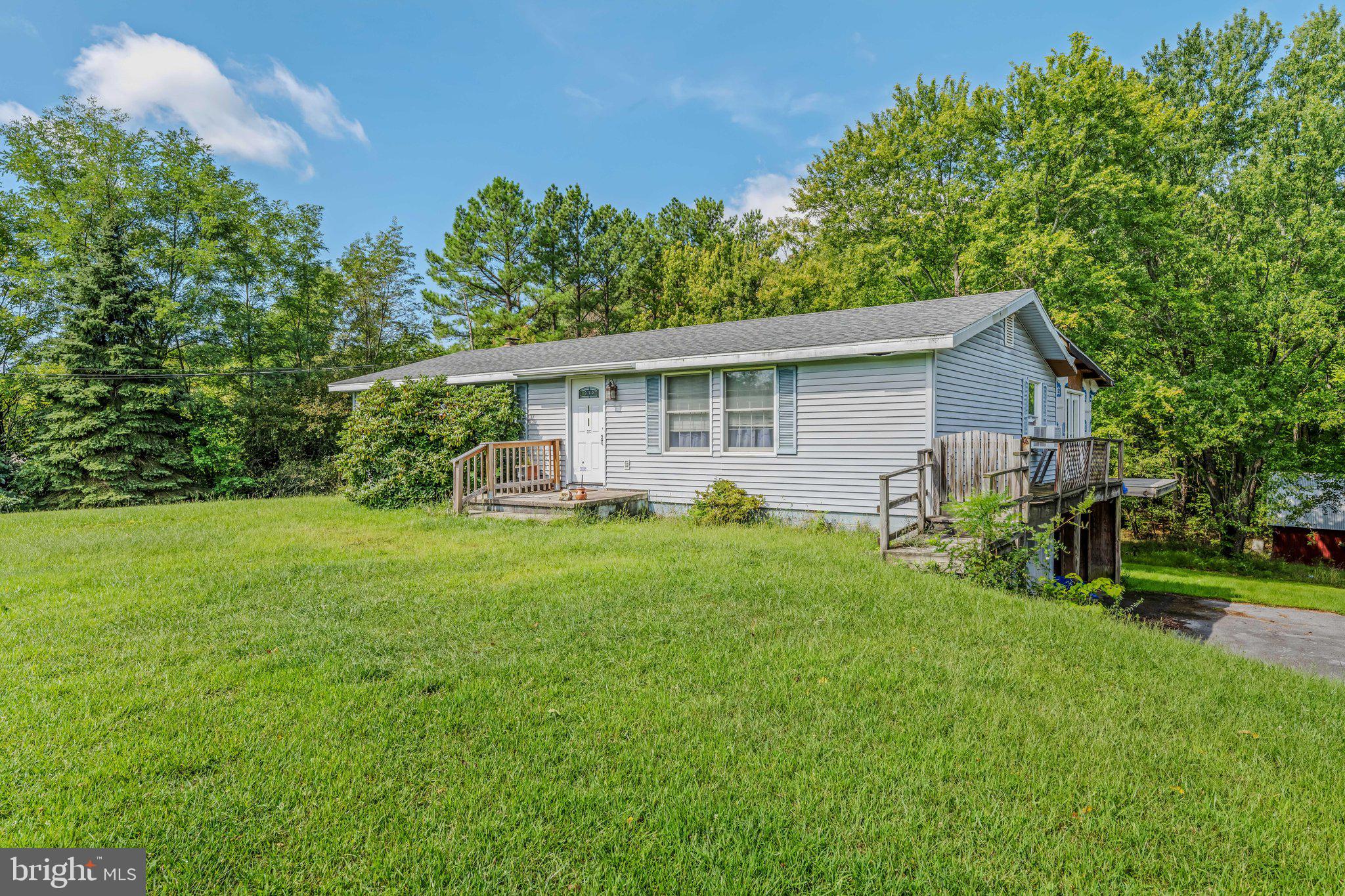 582 APPLE ORCHARD CIRCLE