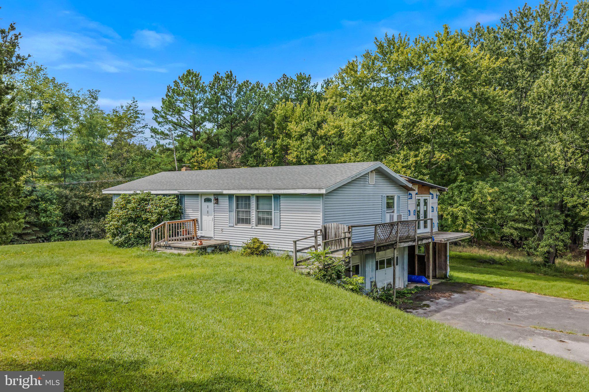 582 APPLE ORCHARD CIRCLE
