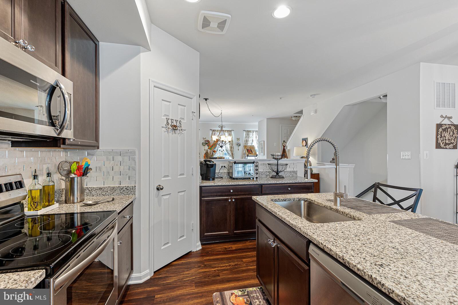 CHARLESTOWN CROSSING - Residential