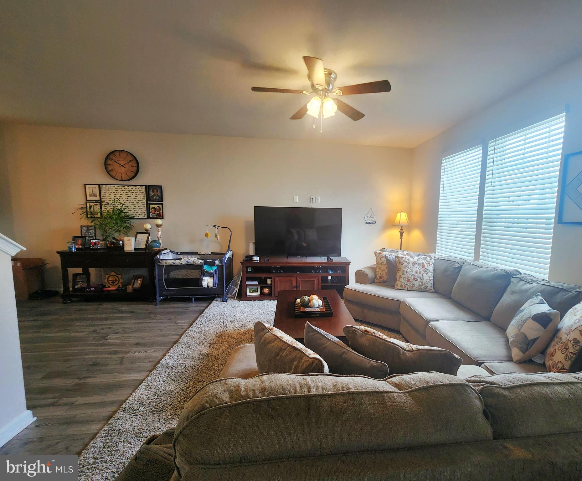 SEVEN OAKS - Residential Lease