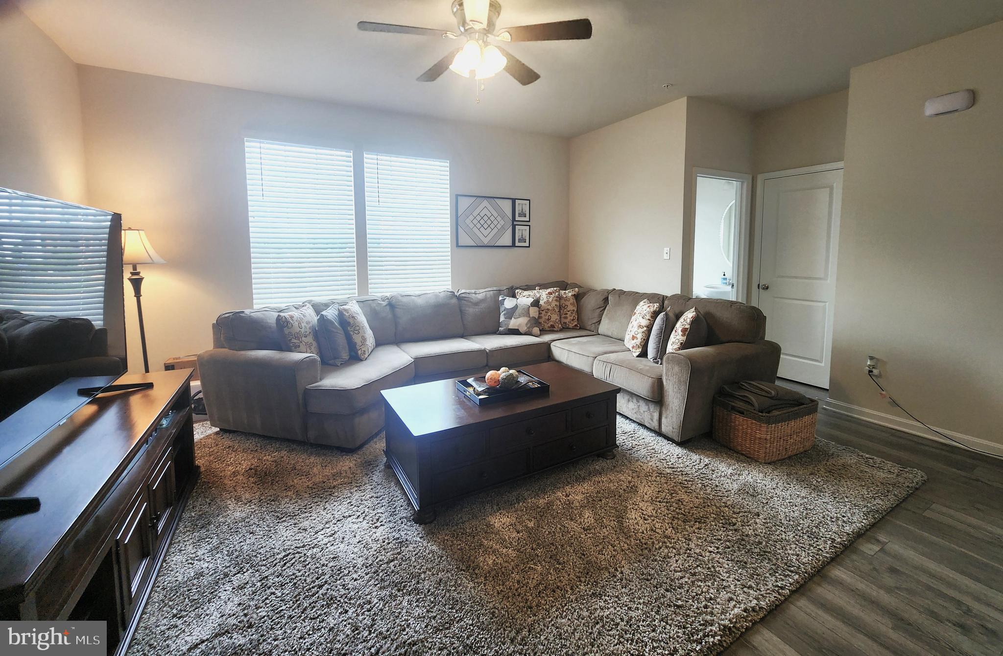 SEVEN OAKS - Residential Lease