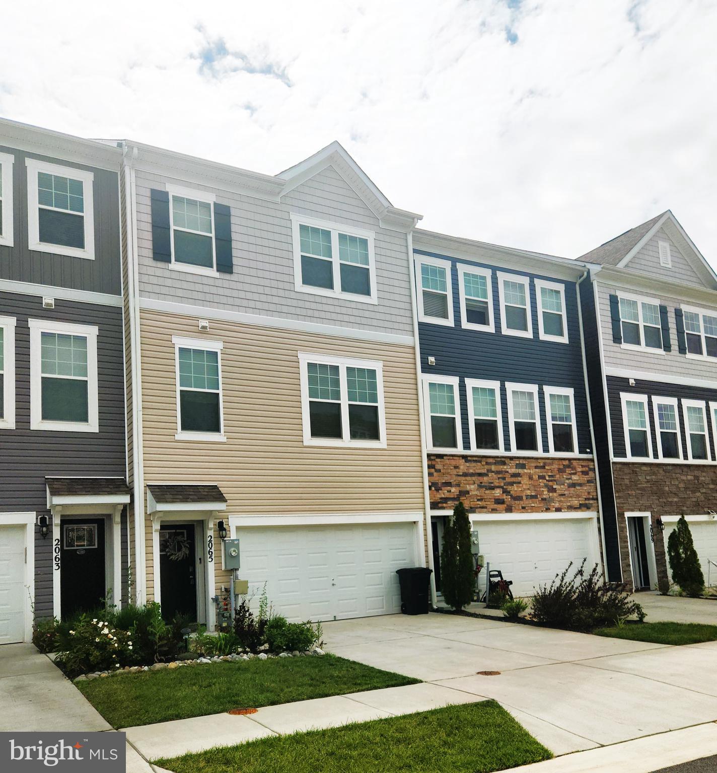 SEVEN OAKS - Residential Lease