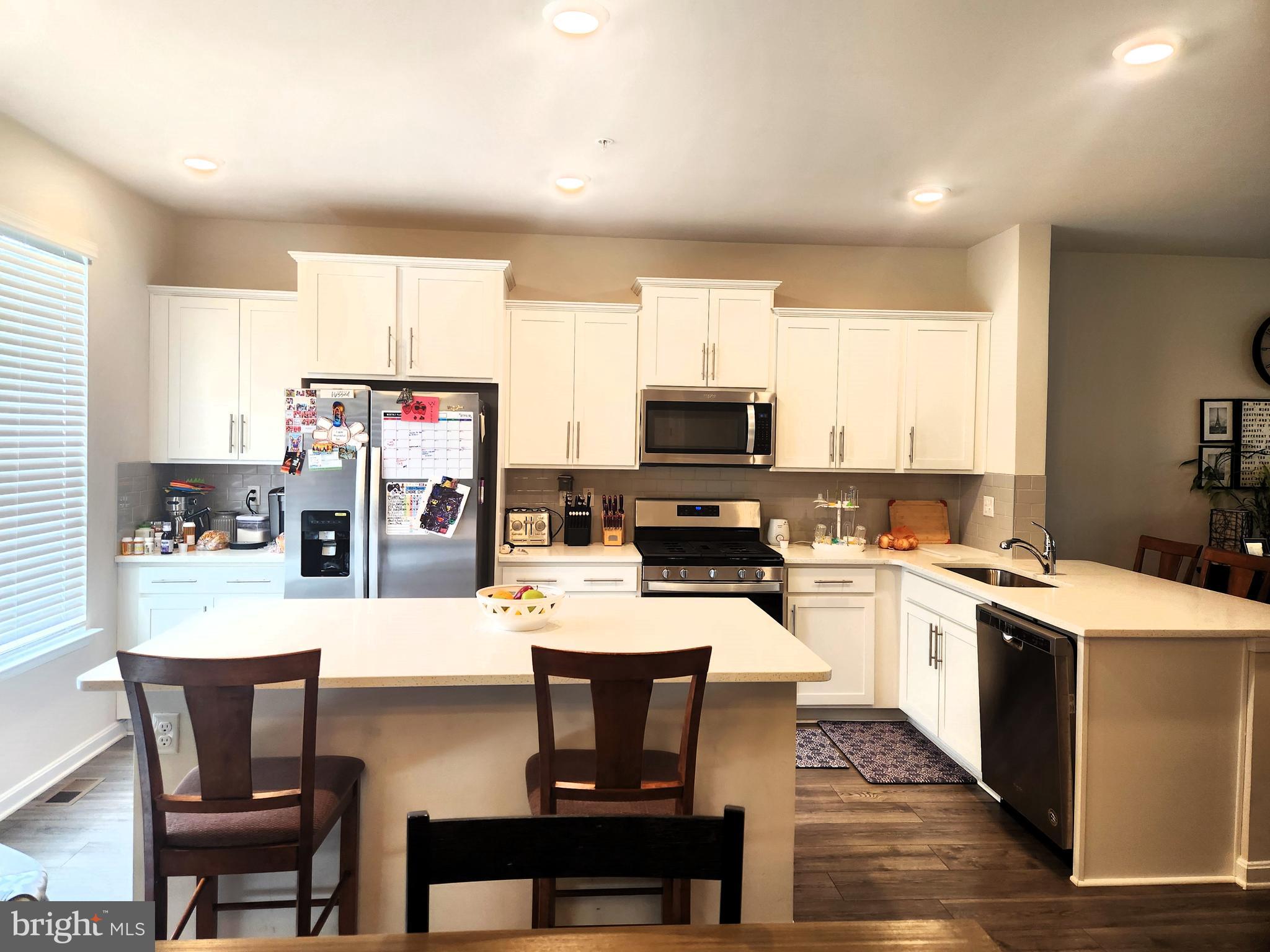 SEVEN OAKS - Residential Lease