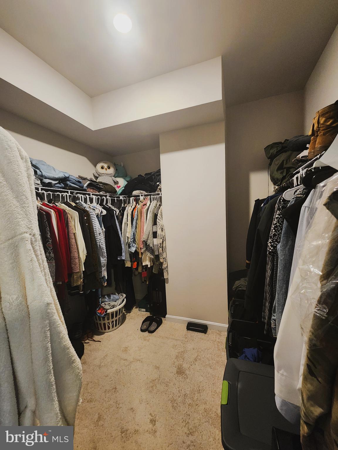 SEVEN OAKS - Residential Lease