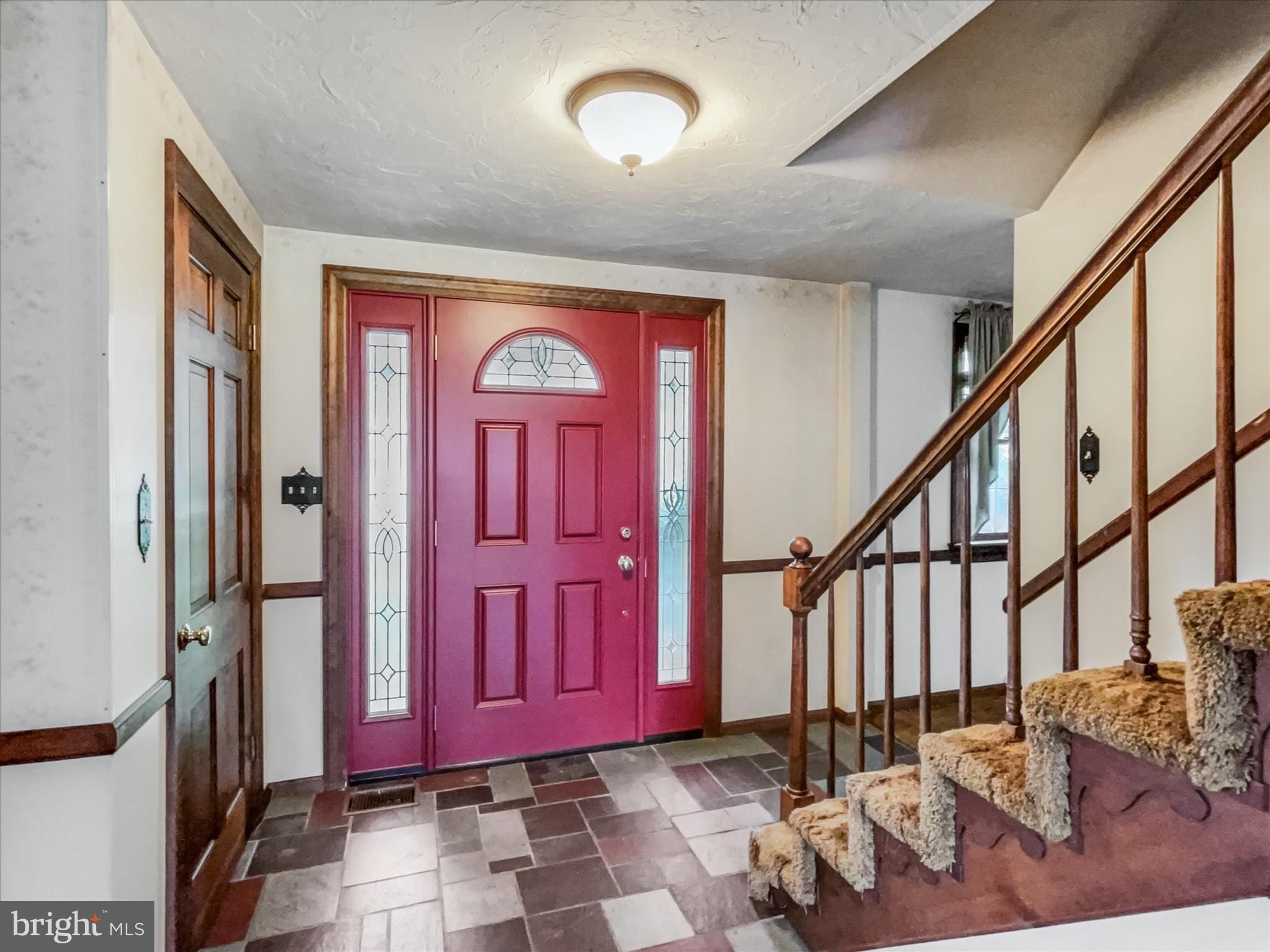 1075 HOBART ROAD