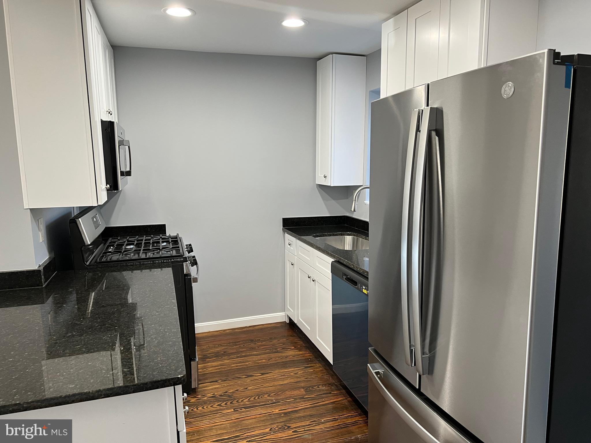 WAVERLY - Residential