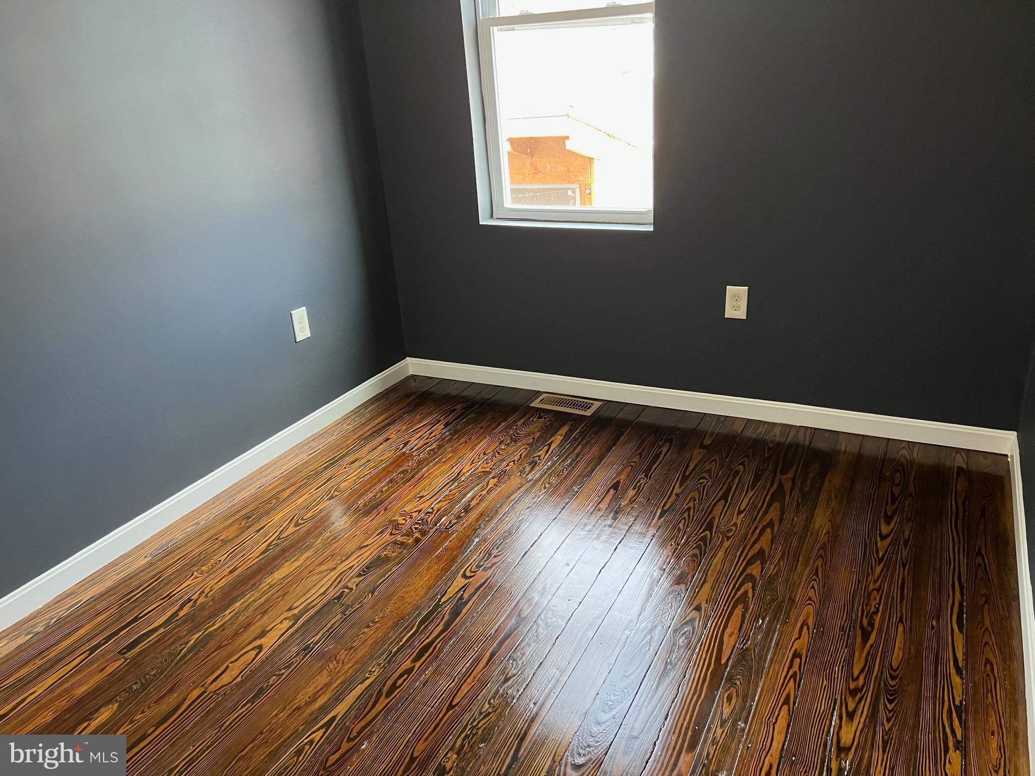 WAVERLY - Residential