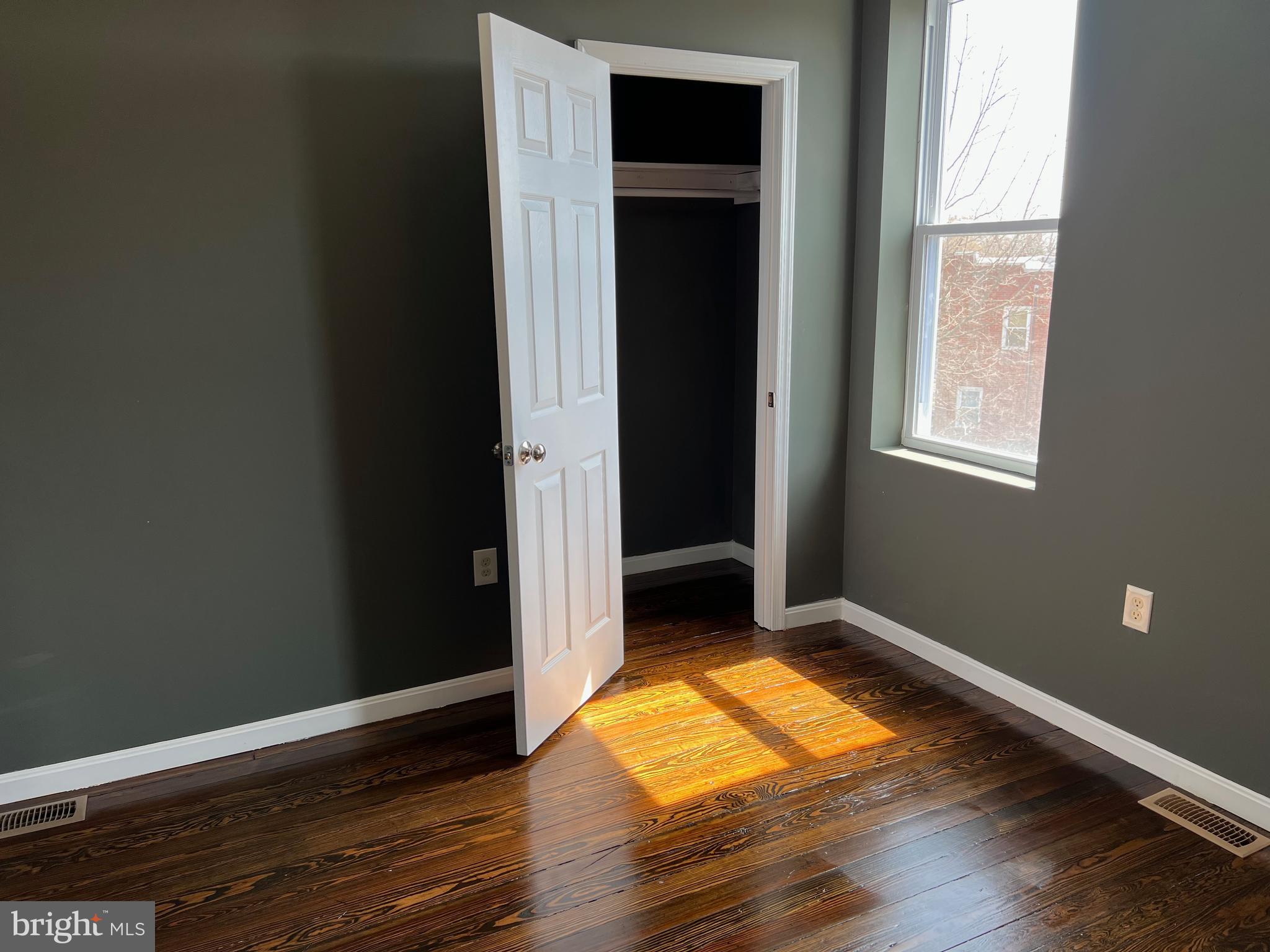 WAVERLY - Residential