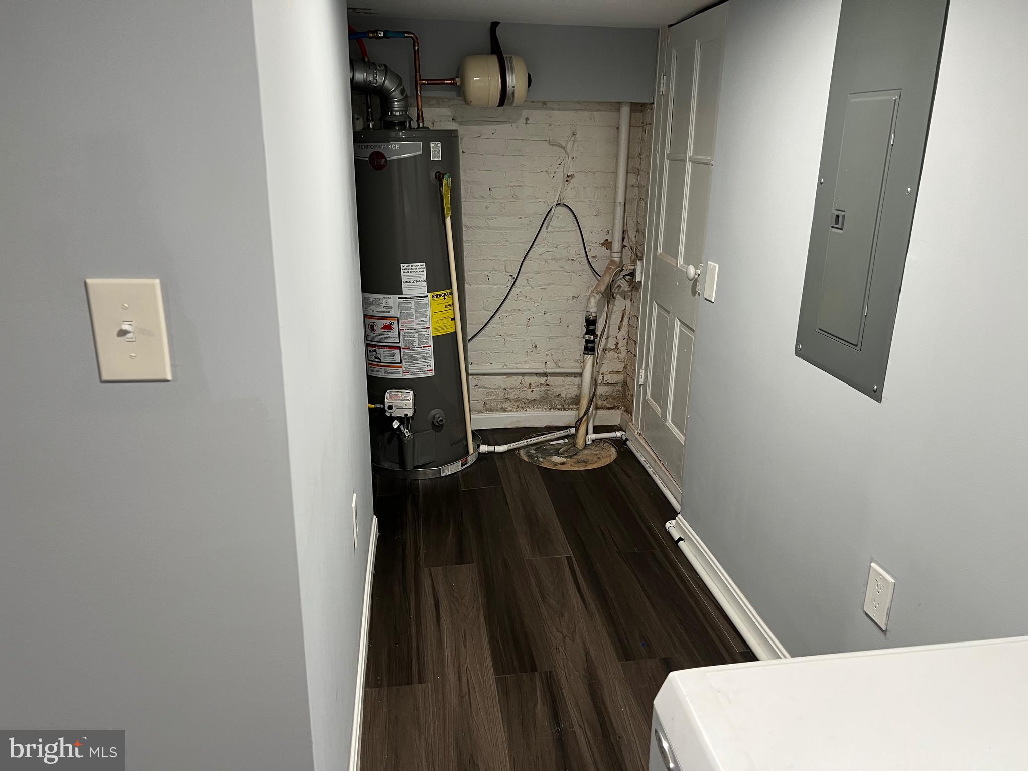 WAVERLY - Residential