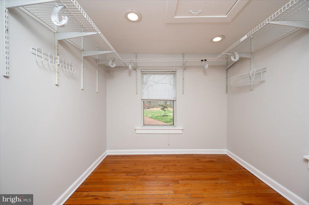 OWINGS BEACH - Residential