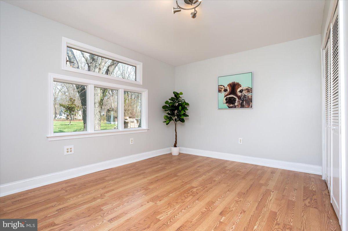 OWINGS BEACH - Residential