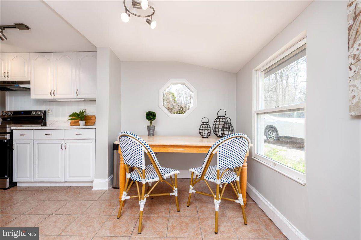 OWINGS BEACH - Residential