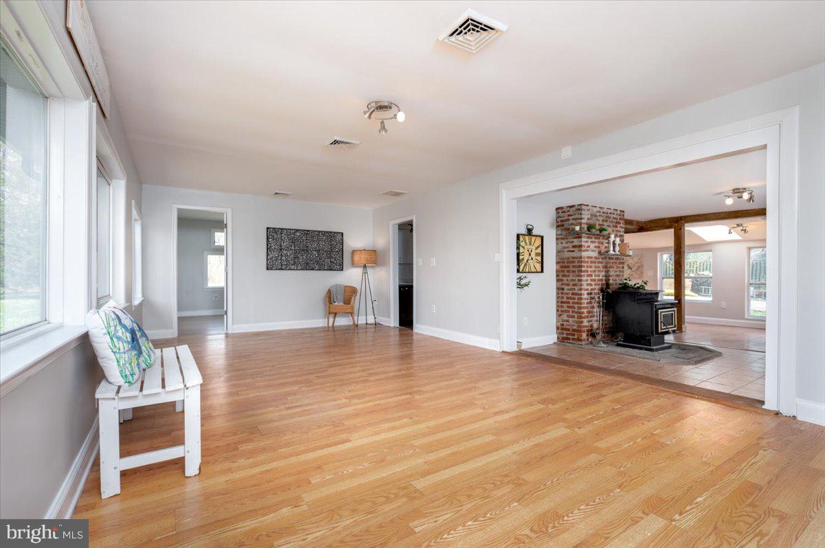 OWINGS BEACH - Residential