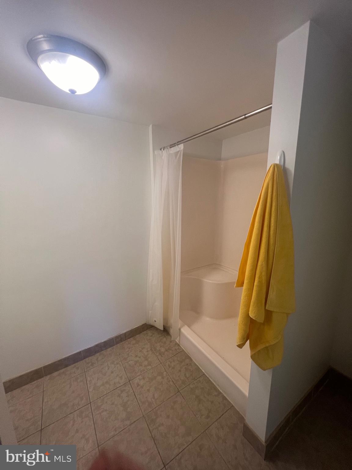 OWINGS BEACH - Residential