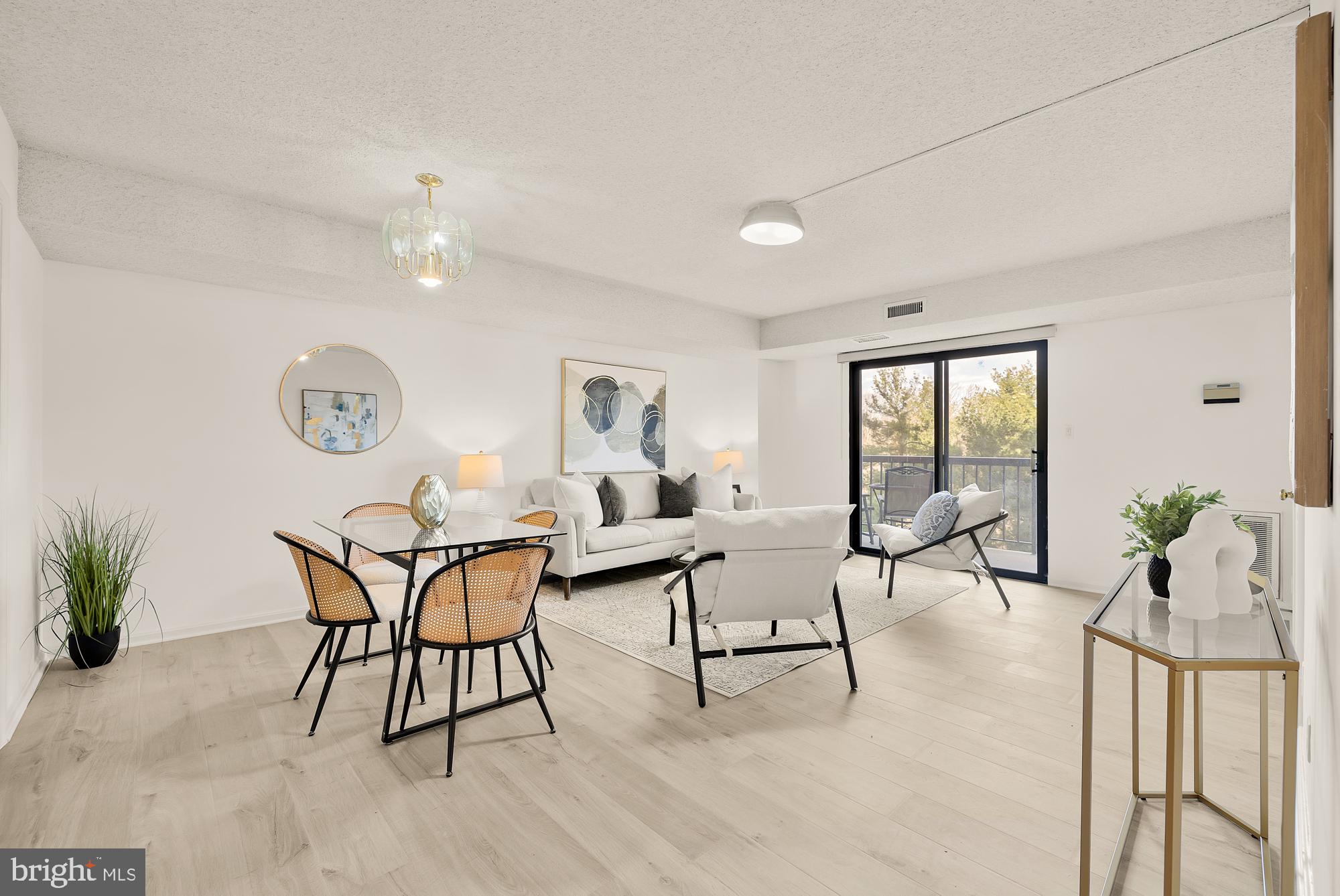 3800 POWELL LANE 804
