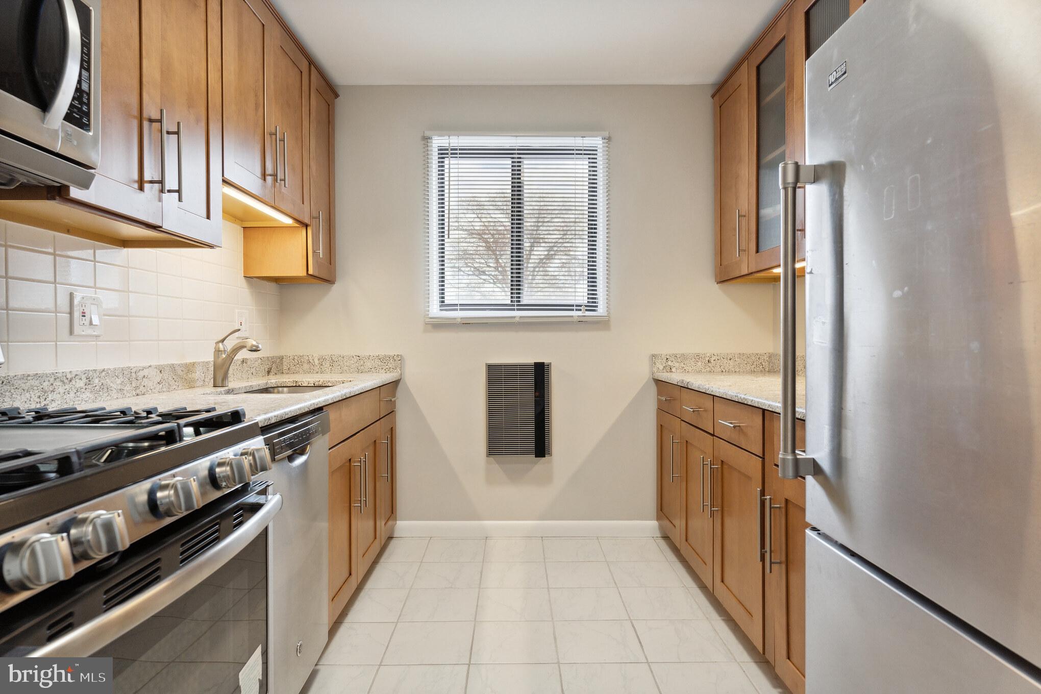 WENTWORTH PLACE - Residential Lease