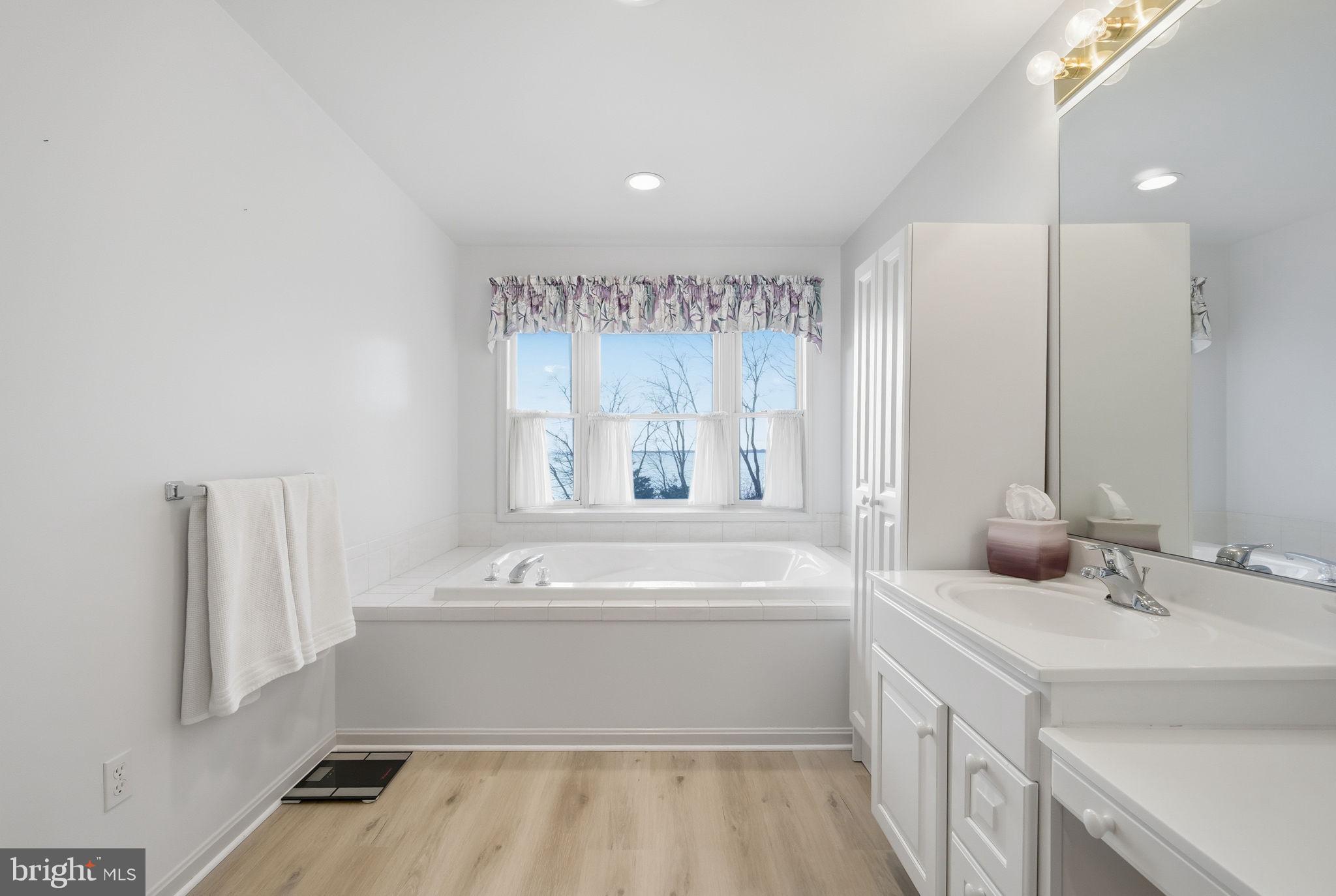 GREAT OAK ESTATES - Residential