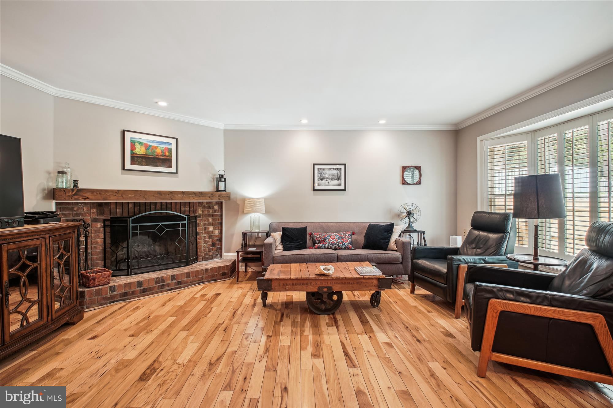 FIVE OAKS - Residential