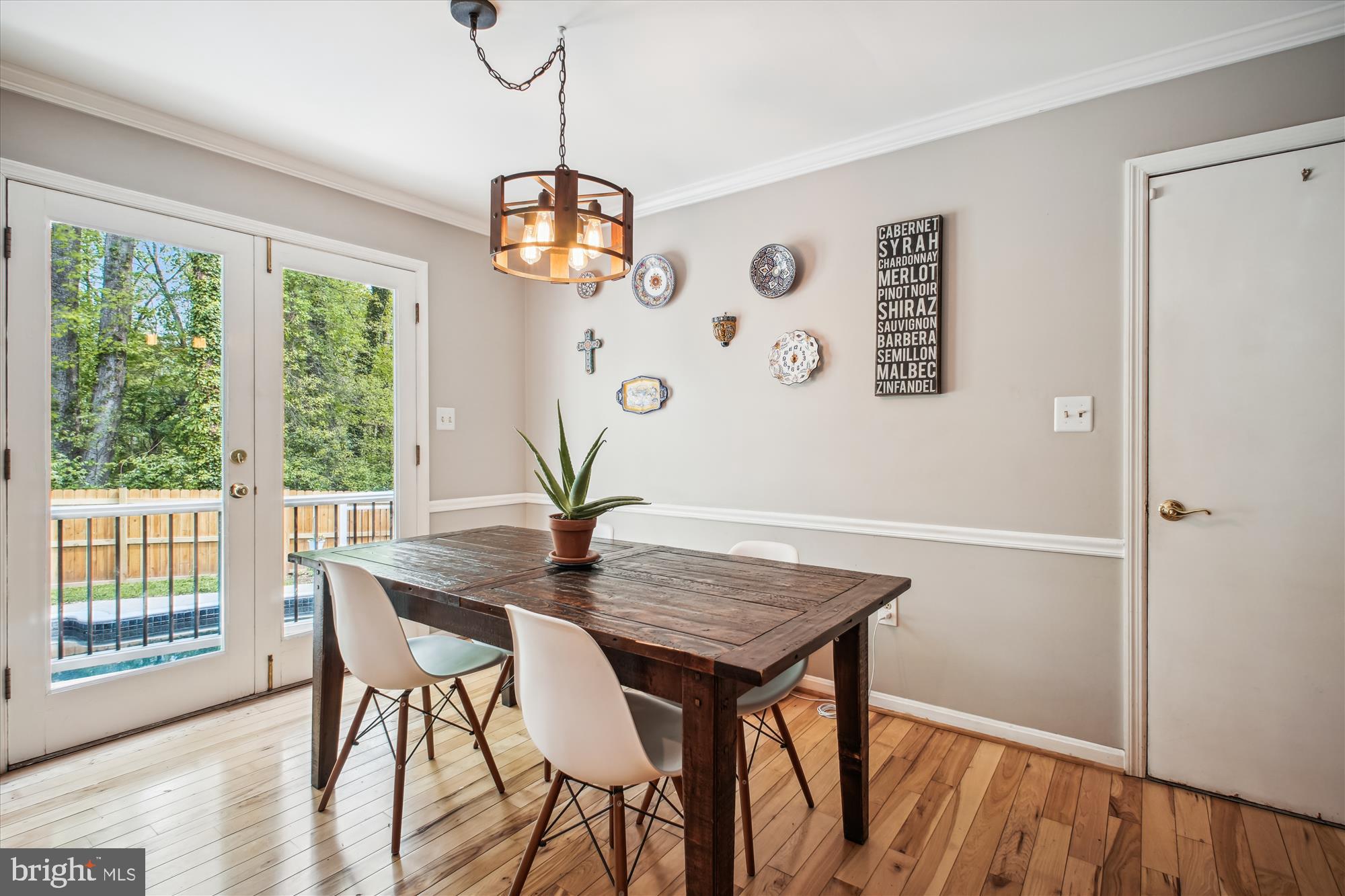 FIVE OAKS - Residential