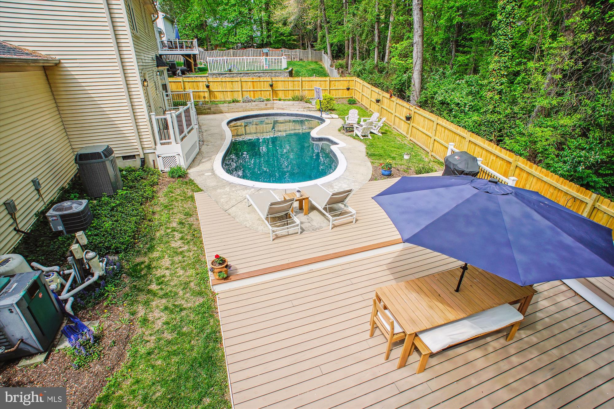 FIVE OAKS - Residential