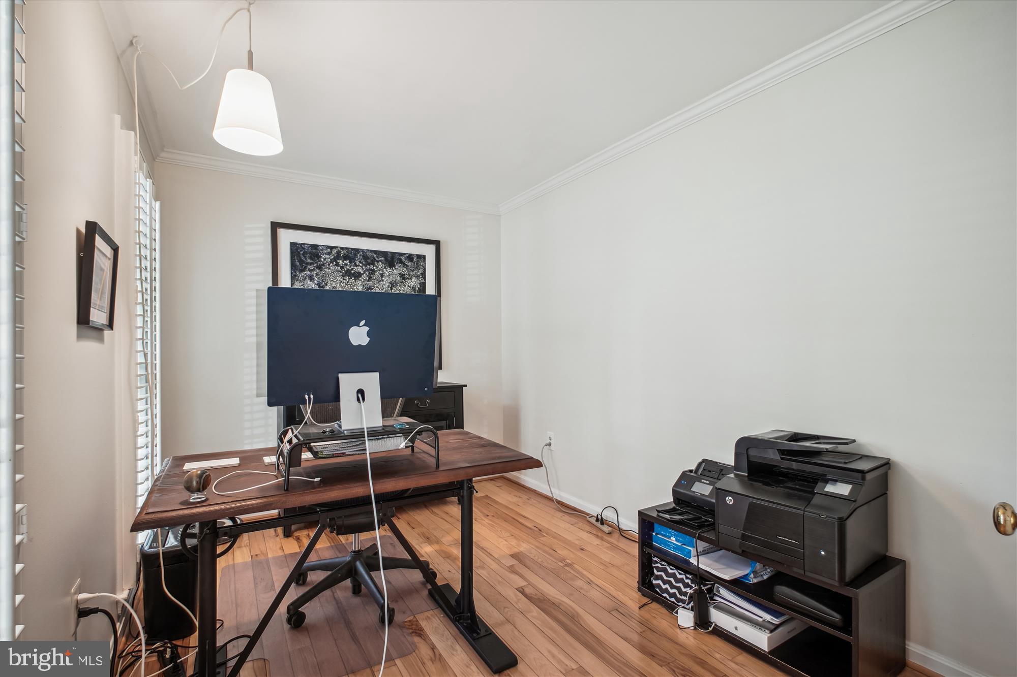 FIVE OAKS - Residential